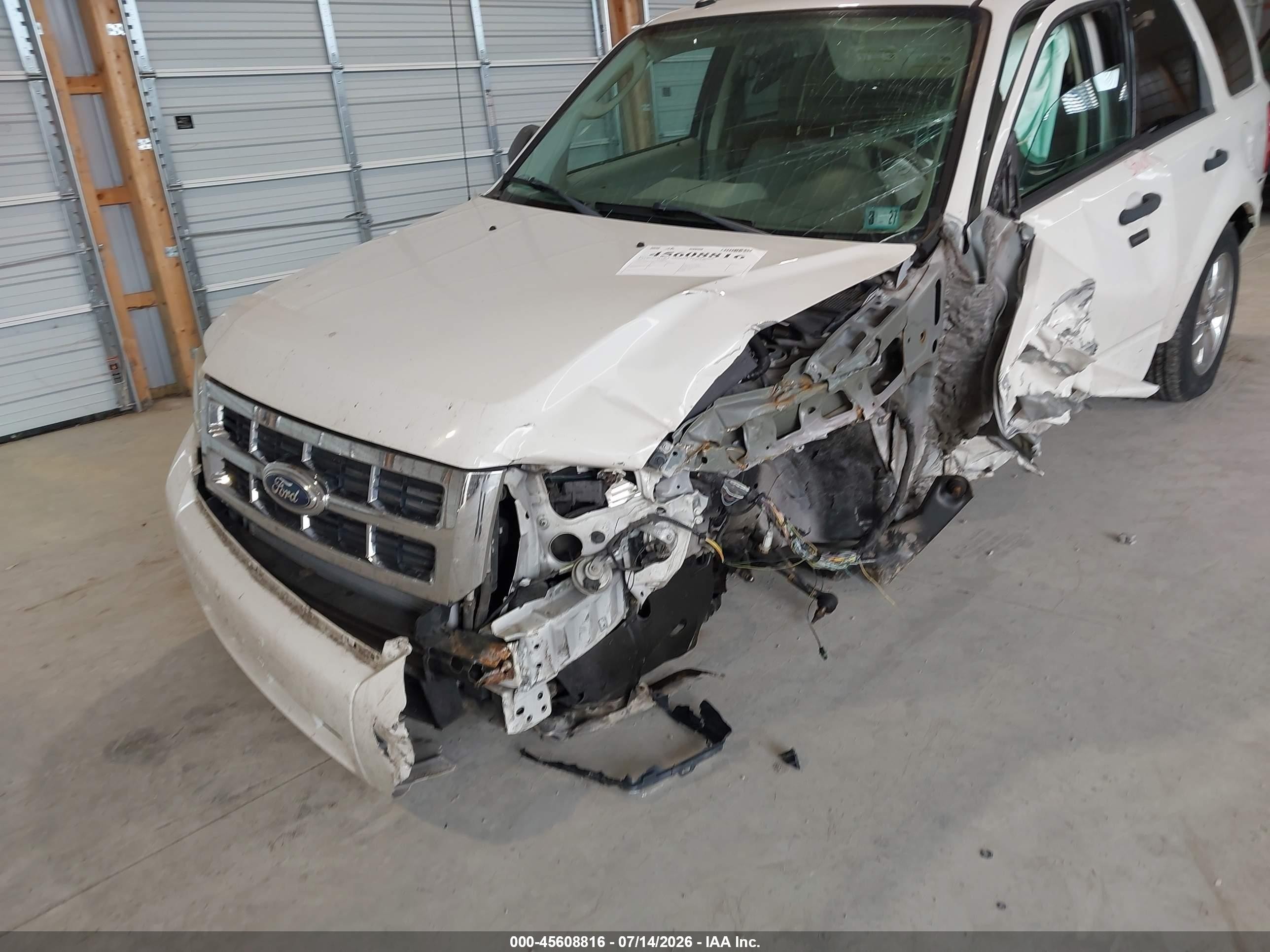 2012 Ford Escape Xlt White vin: 1FMCU9D75CKB28820