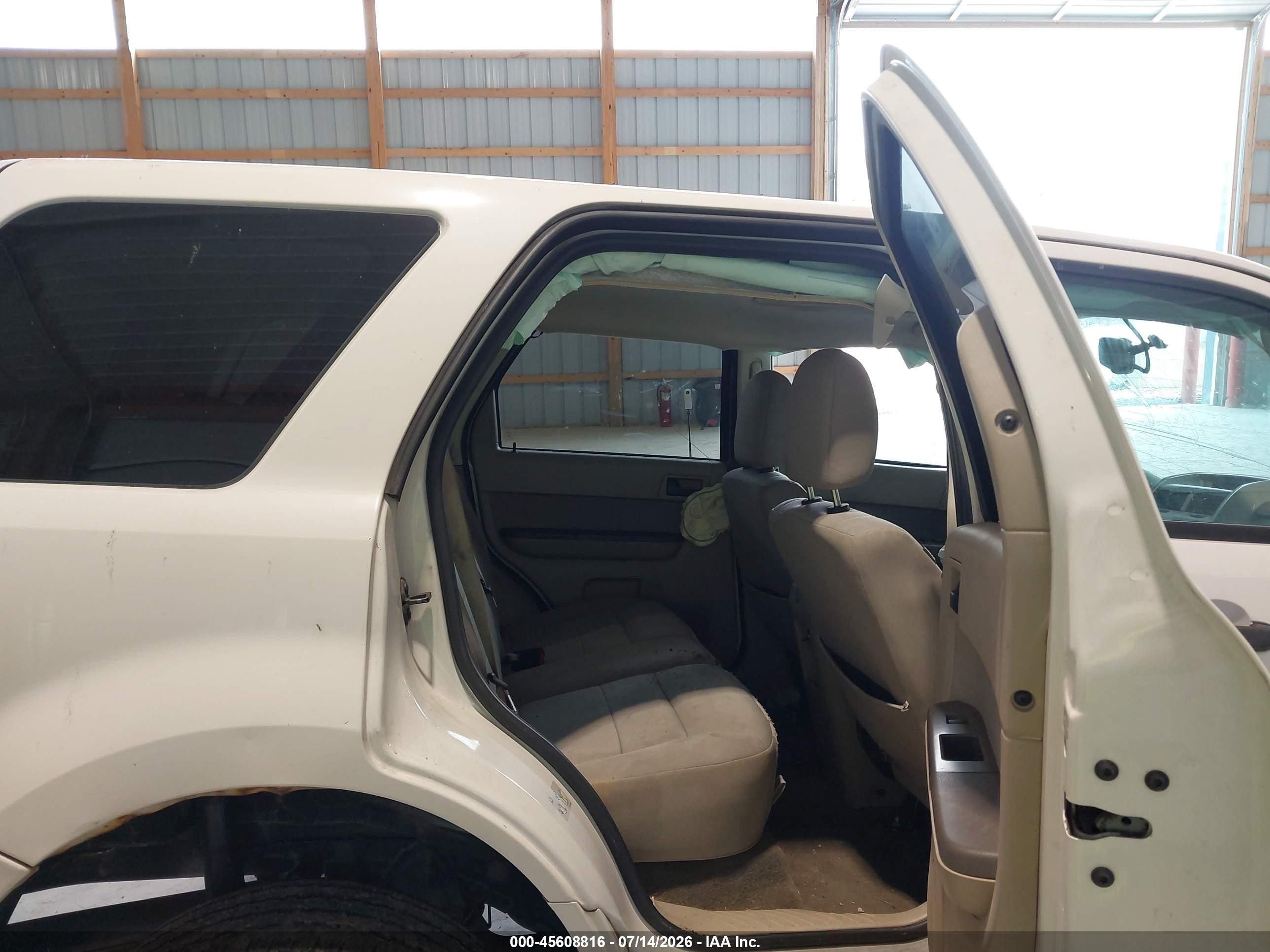 2012 Ford Escape Xlt White vin: 1FMCU9D75CKB28820