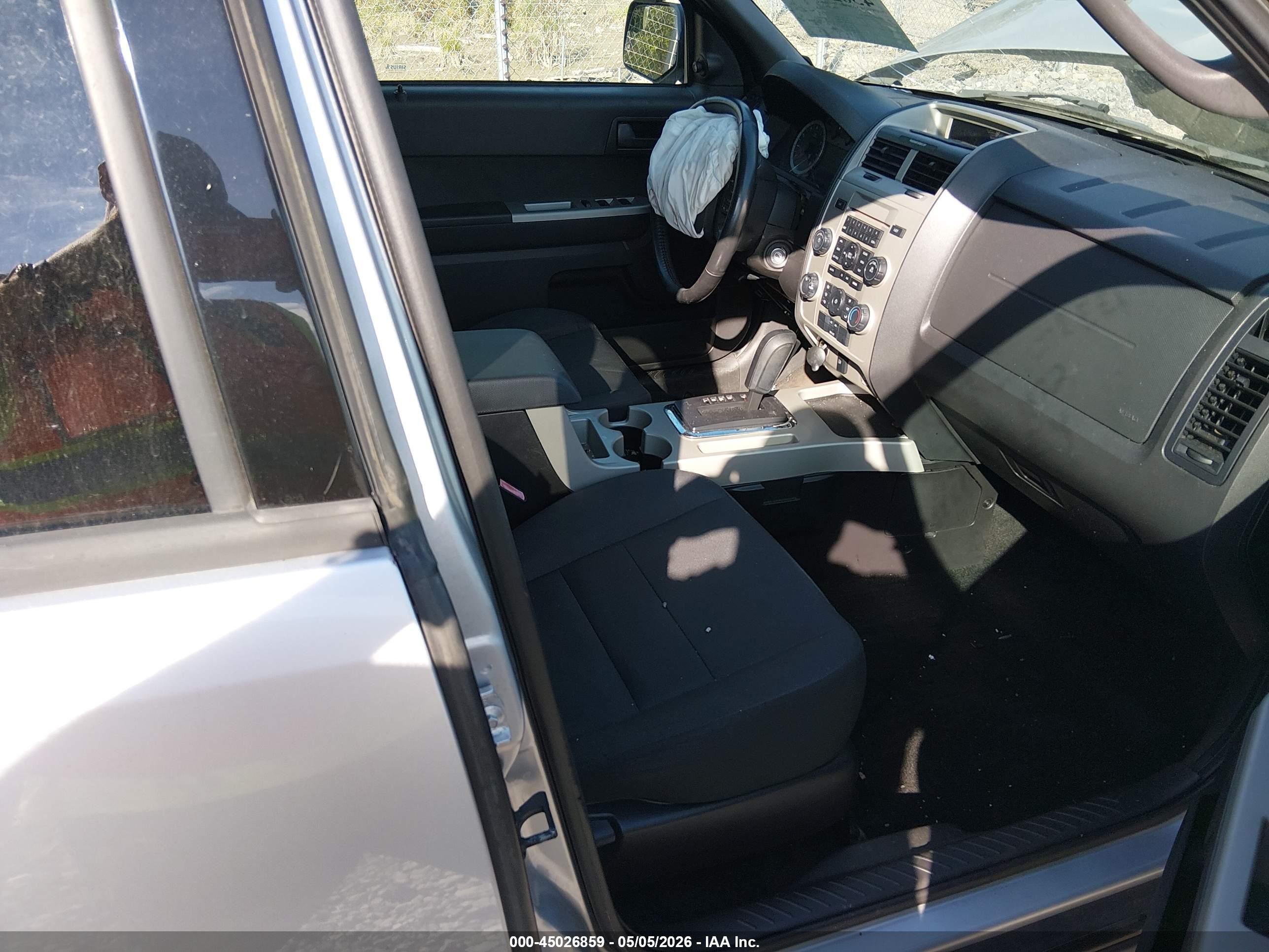 2012 Ford Escape Xlt Gray vin: 1FMCU9D75CKB51983