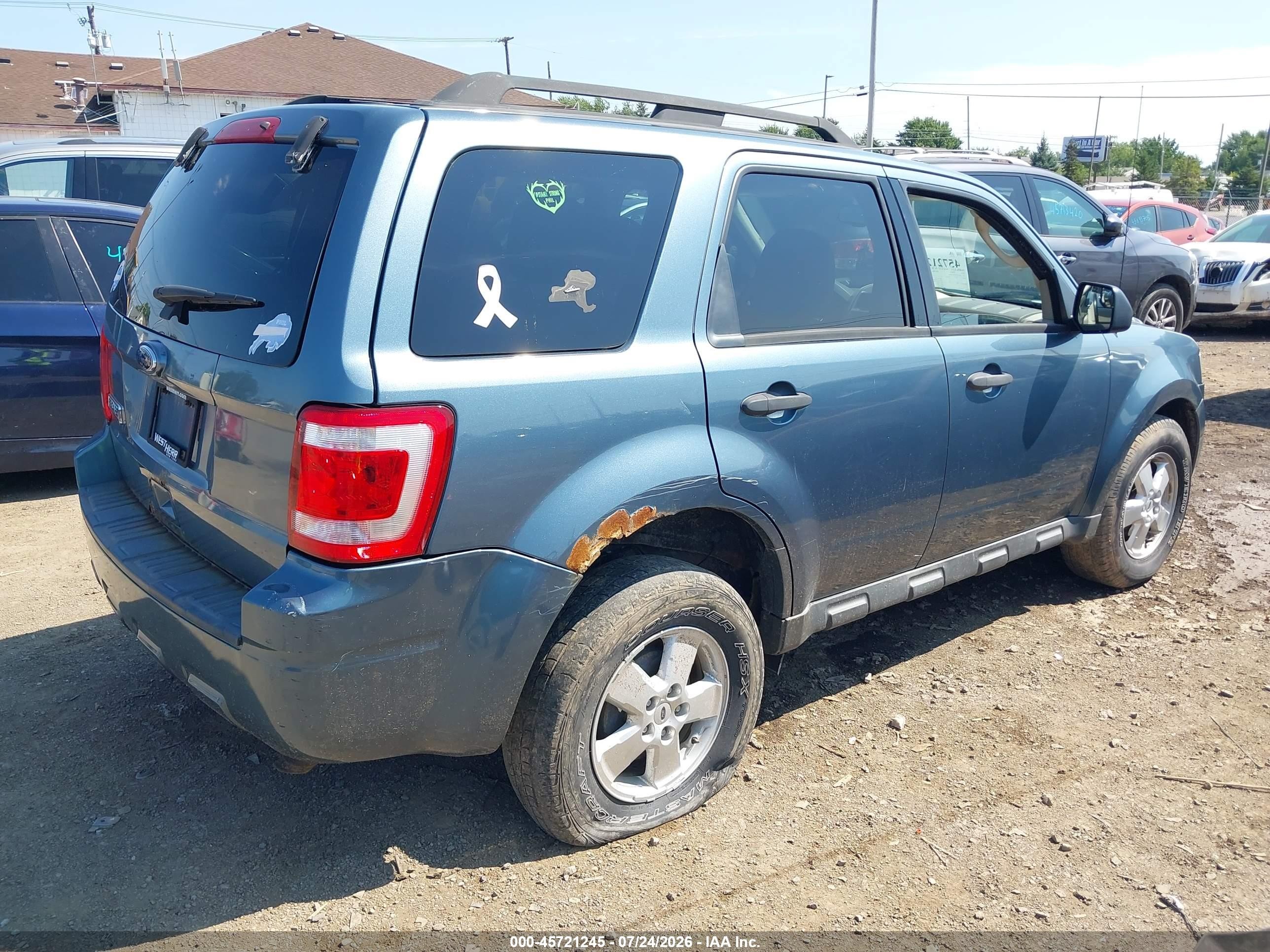 2010 Ford Escape Xlt Blue vin: 1FMCU9D76AKA09025