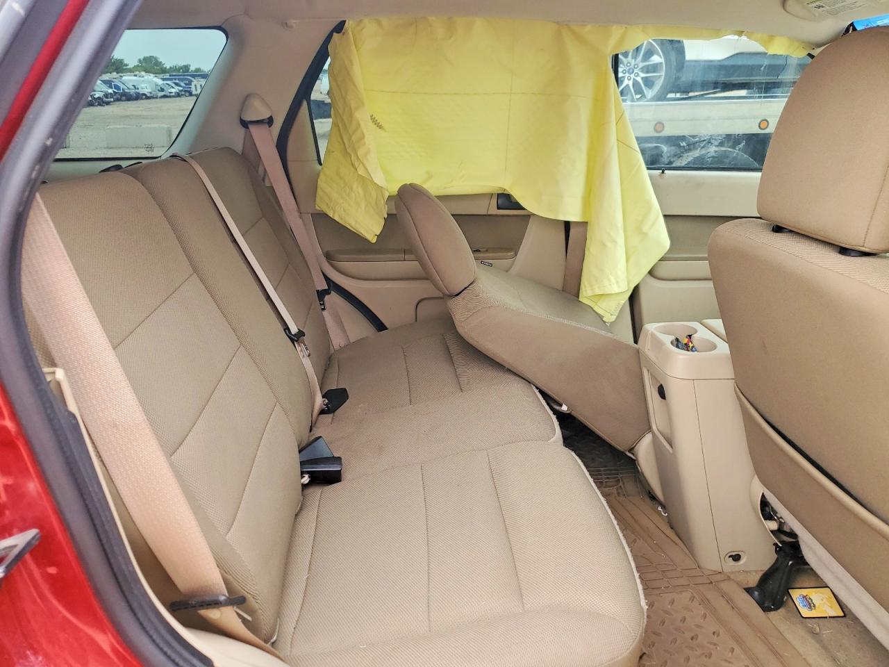 2010 Ford Escape Xlt Red vin: 1FMCU9D76AKB01977