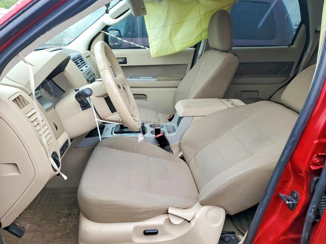 2010 Ford Escape Xlt Red vin: 1FMCU9D76AKB01977