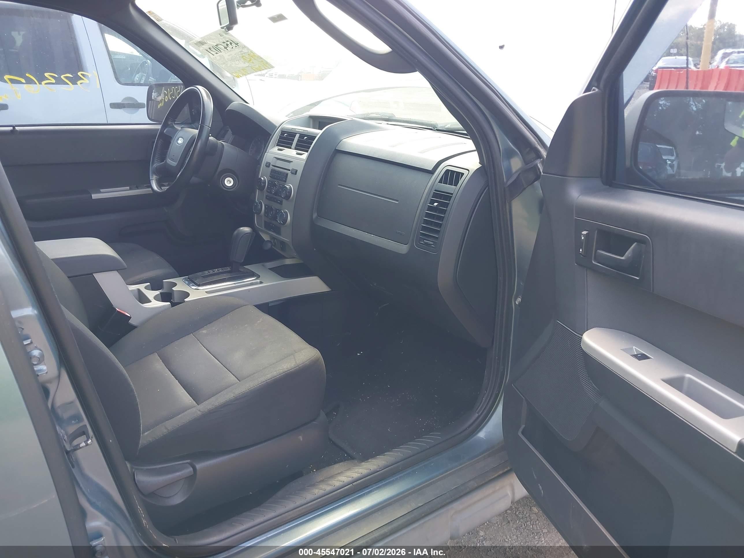 2010 Ford Escape Xlt Blue vin: 1FMCU9D76AKC88489