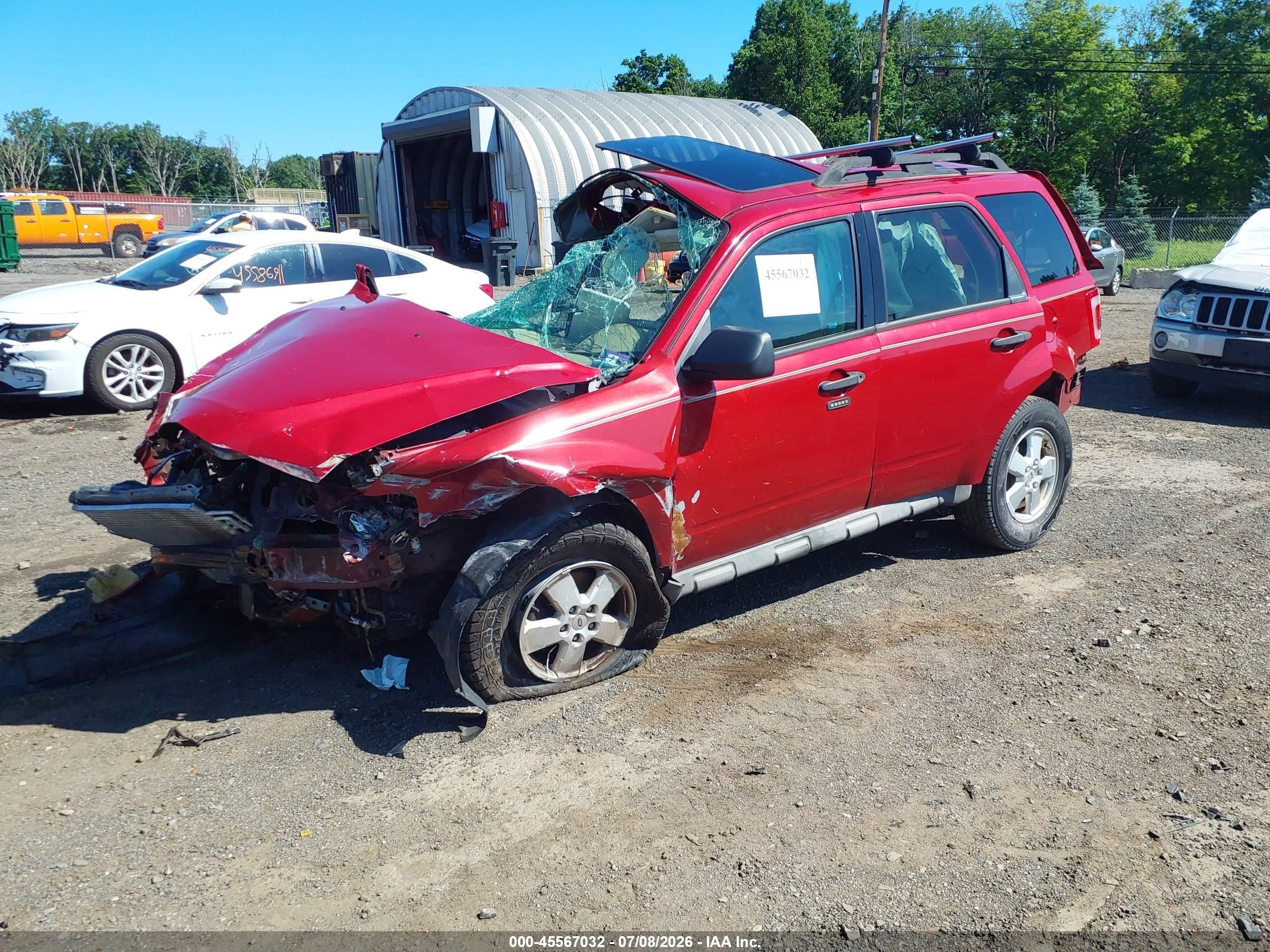 2011 Ford Escape Xlt Red vin: 1FMCU9D76BKA69825