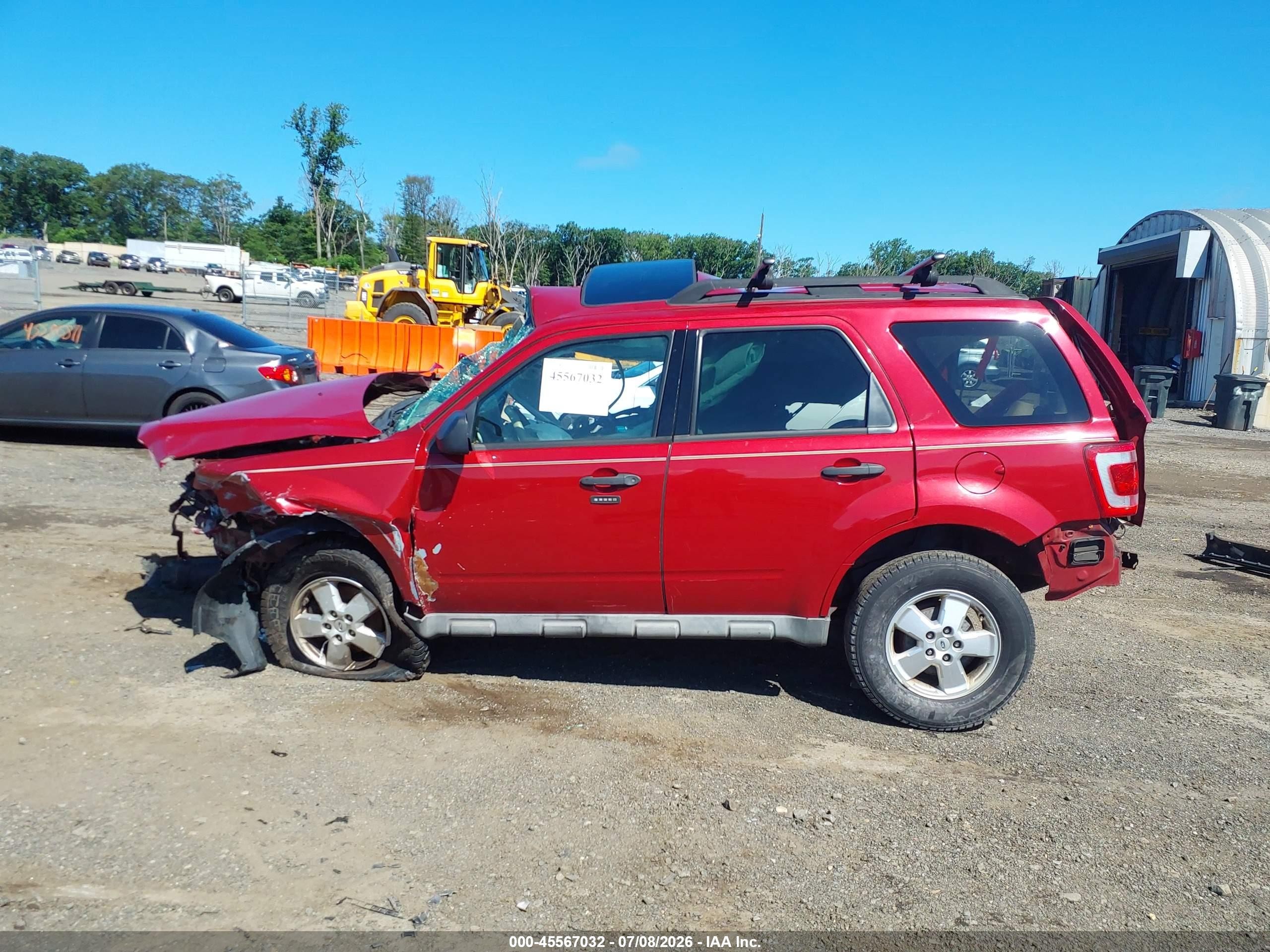 2011 Ford Escape Xlt Red vin: 1FMCU9D76BKA69825