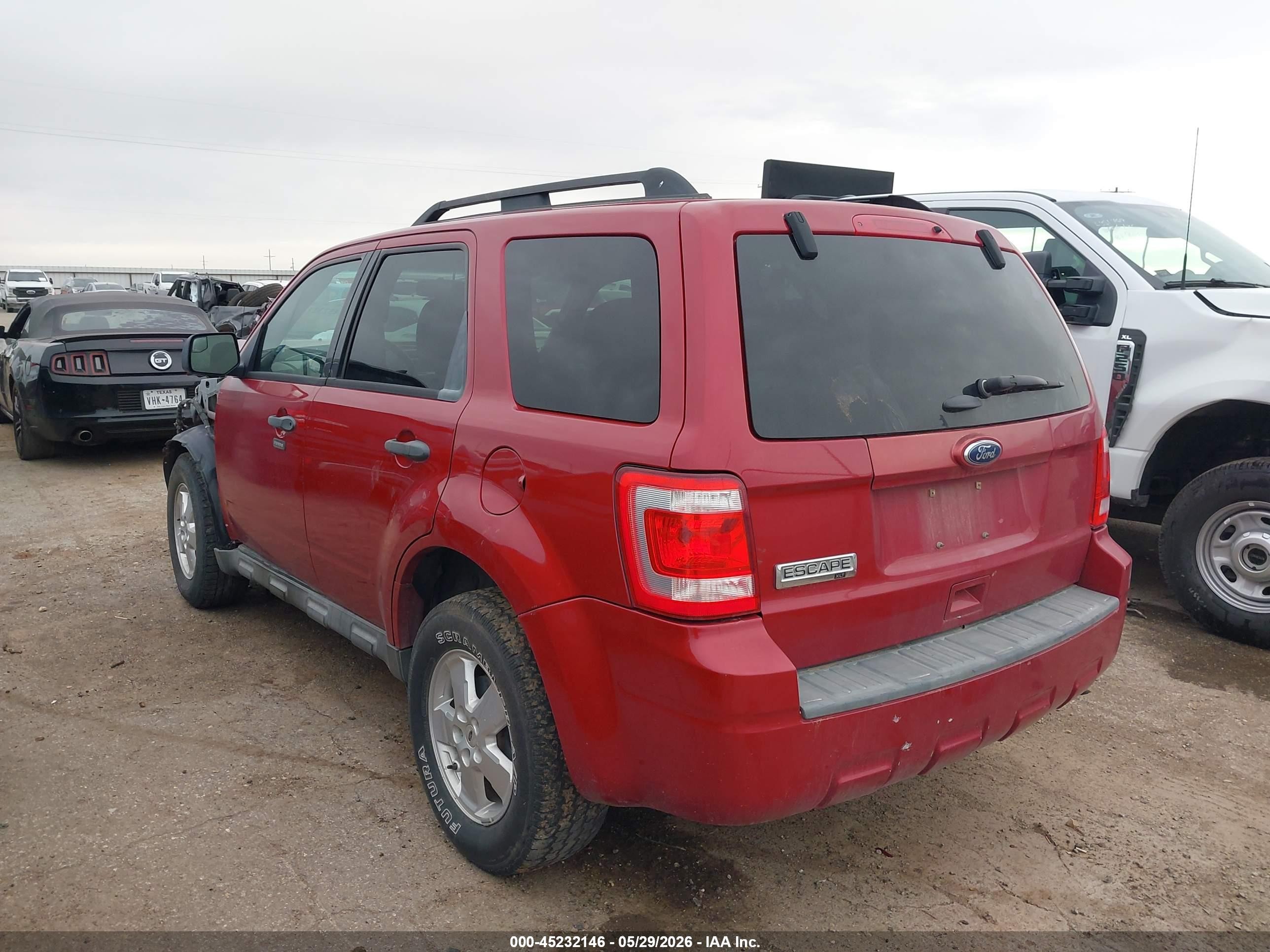 2011 Ford Escape Xlt Maroon vin: 1FMCU9D76BKB26072