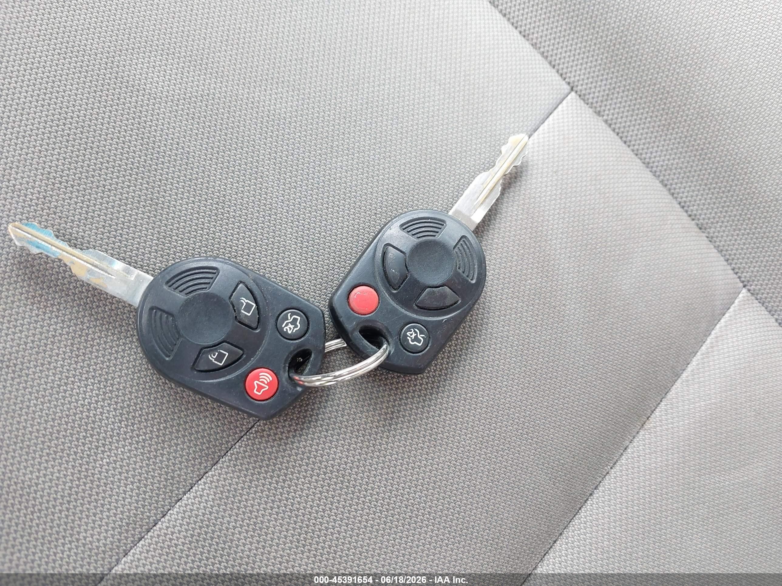 2011 Ford Escape Xlt Серый vin: 1FMCU9D76BKB75420
