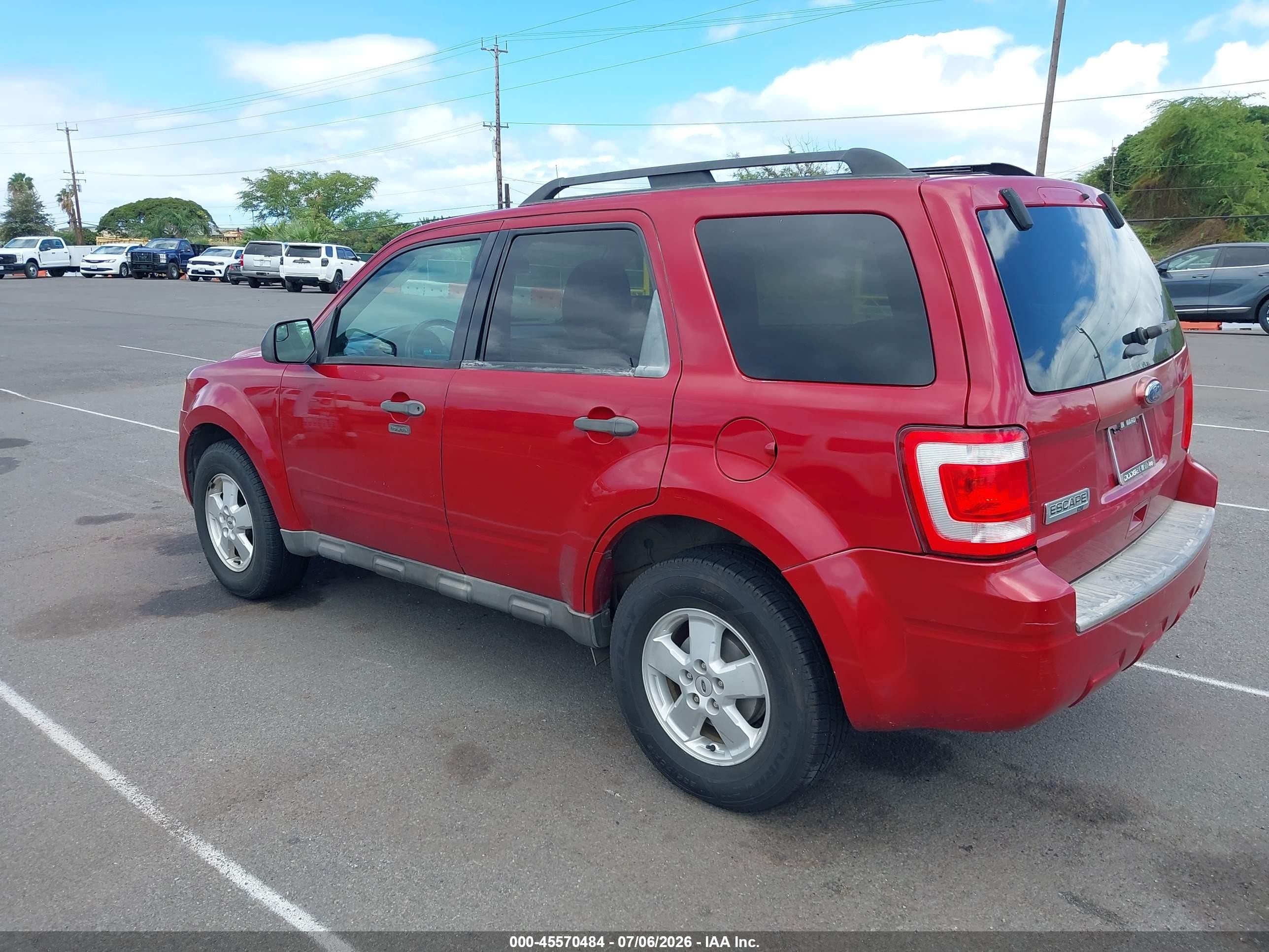 2011 Ford Escape Xlt Red vin: 1FMCU9D76BKB84604