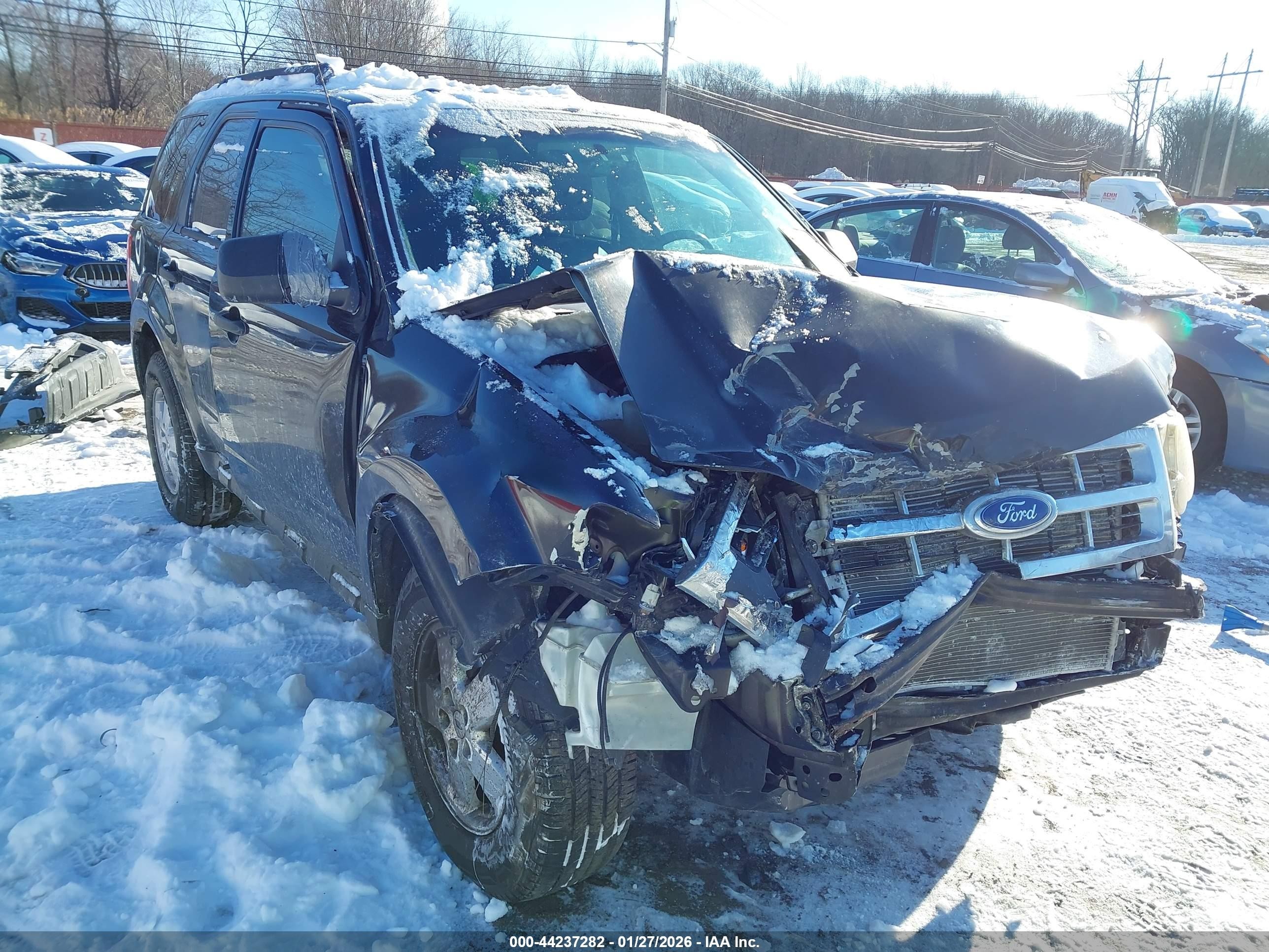2011 Ford Escape Xlt Black vin: 1FMCU9D76BKC08058