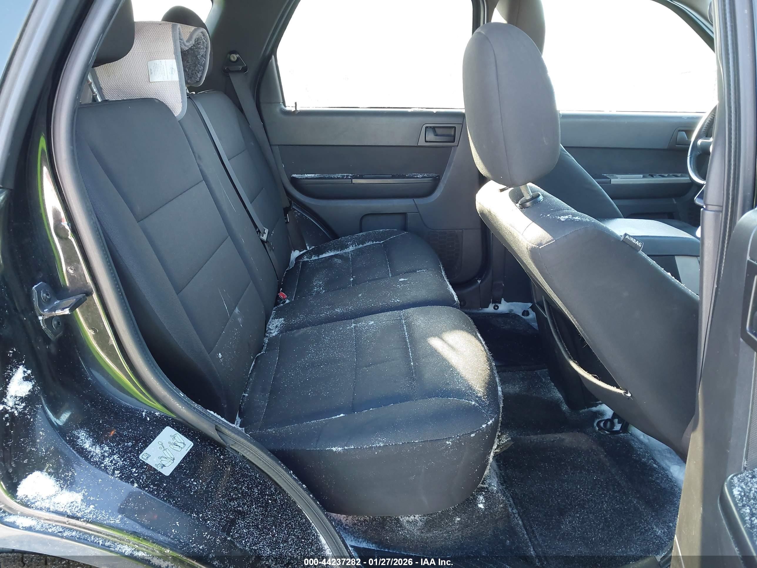 2011 Ford Escape Xlt Black vin: 1FMCU9D76BKC08058