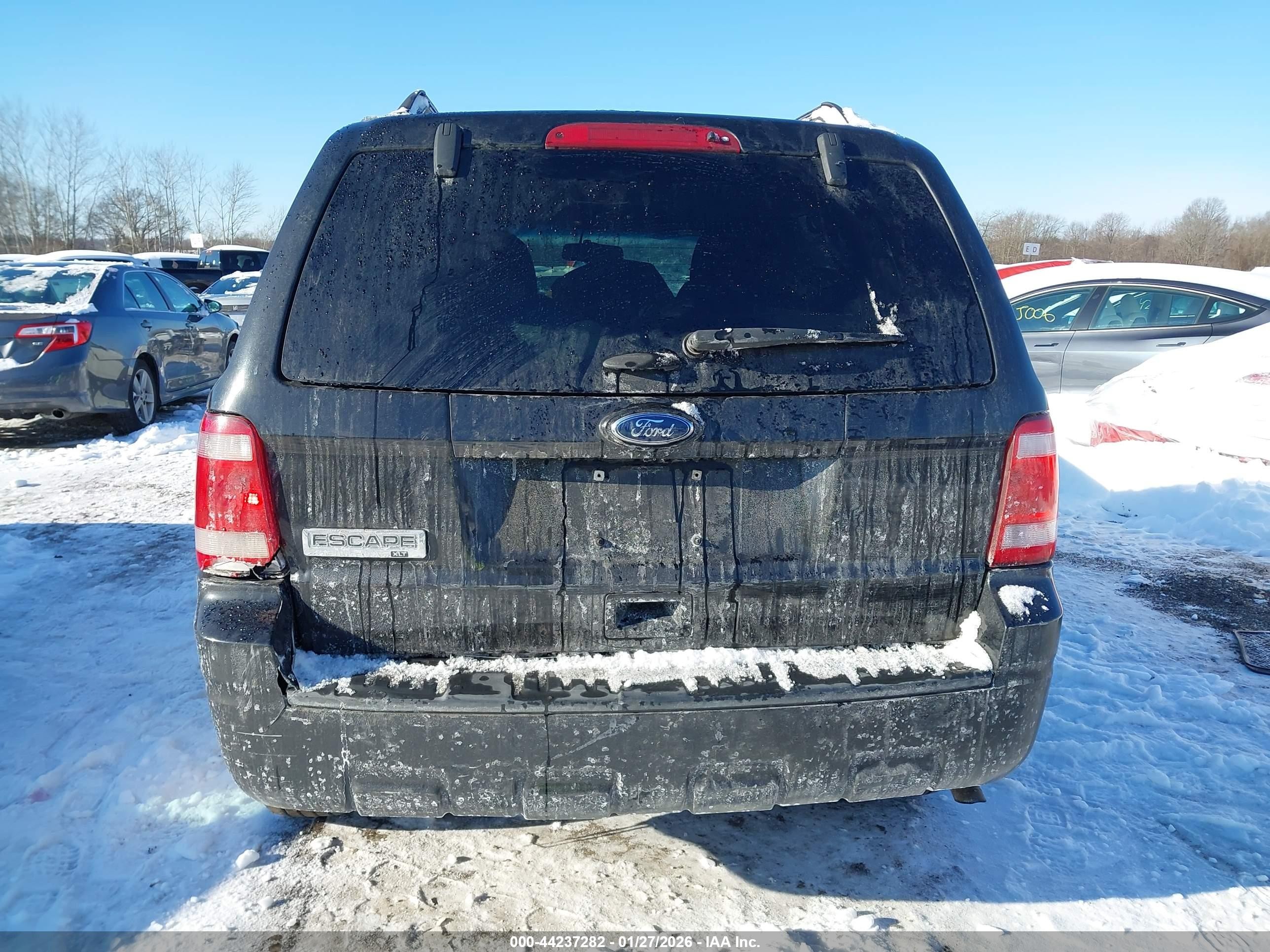 2011 Ford Escape Xlt Black vin: 1FMCU9D76BKC08058