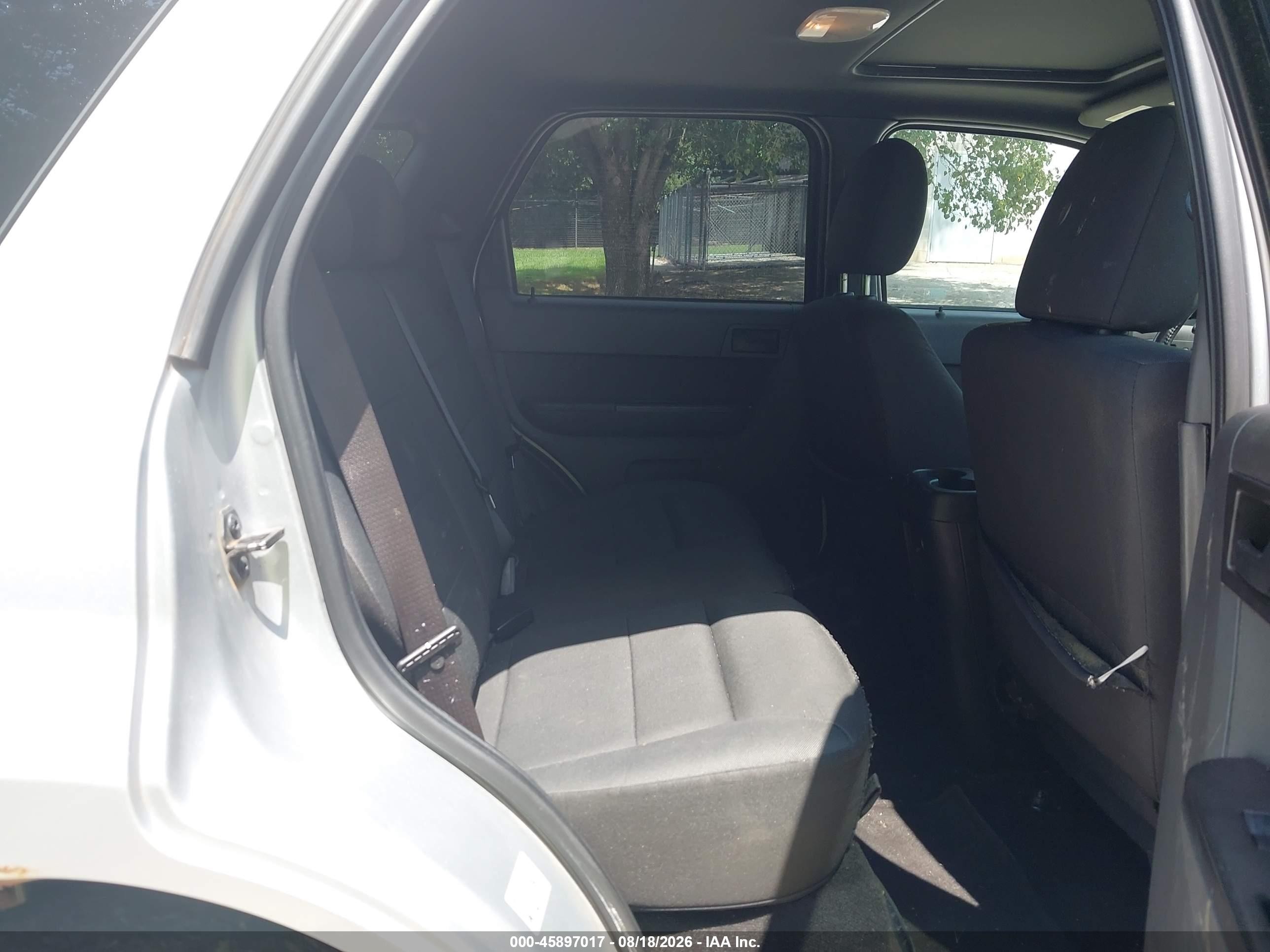 2012 Ford Escape Xlt Silver vin: 1FMCU9D76CKA97836