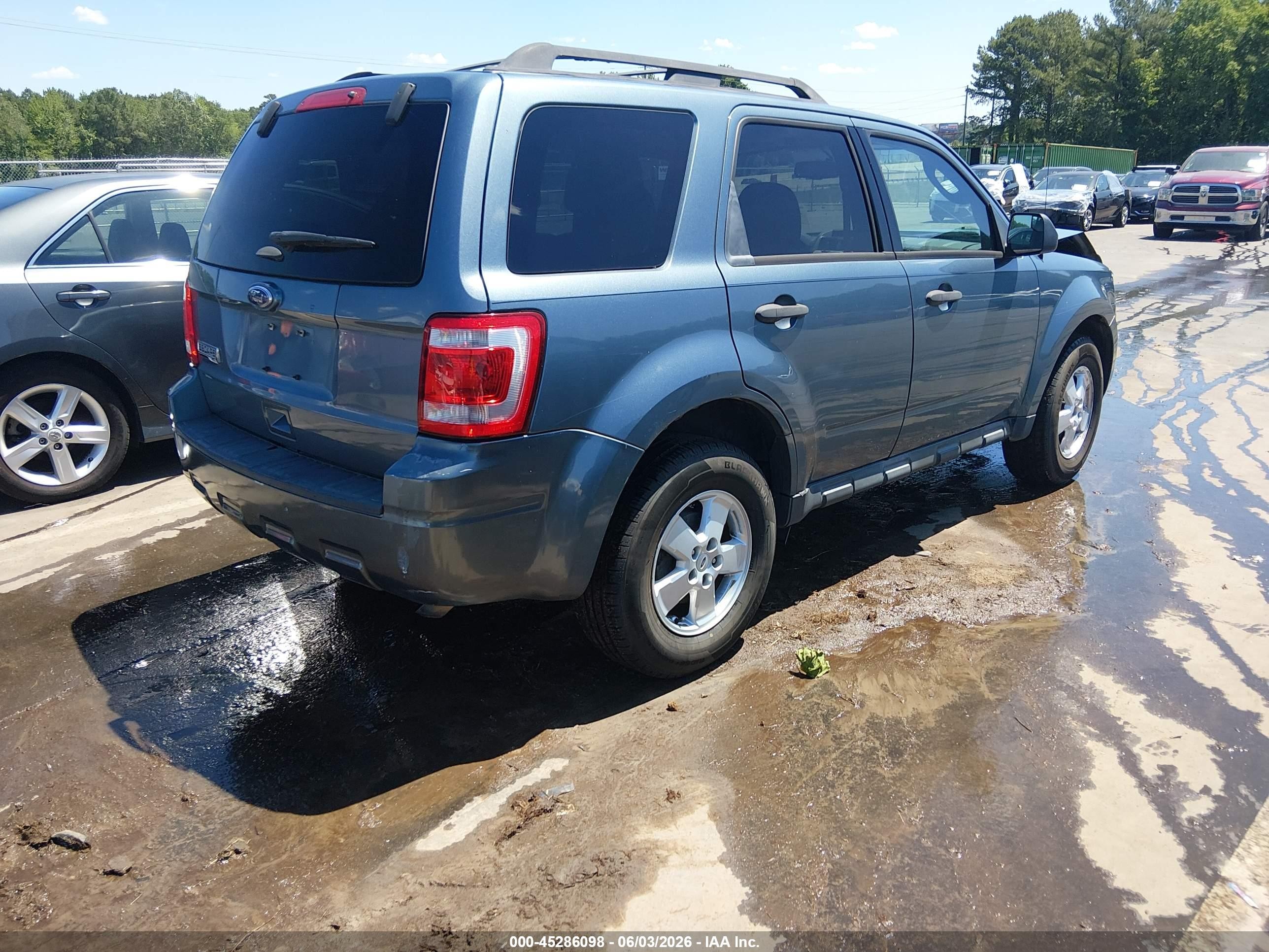 2012 Ford Escape Xlt Light Blue vin: 1FMCU9D76CKB16322