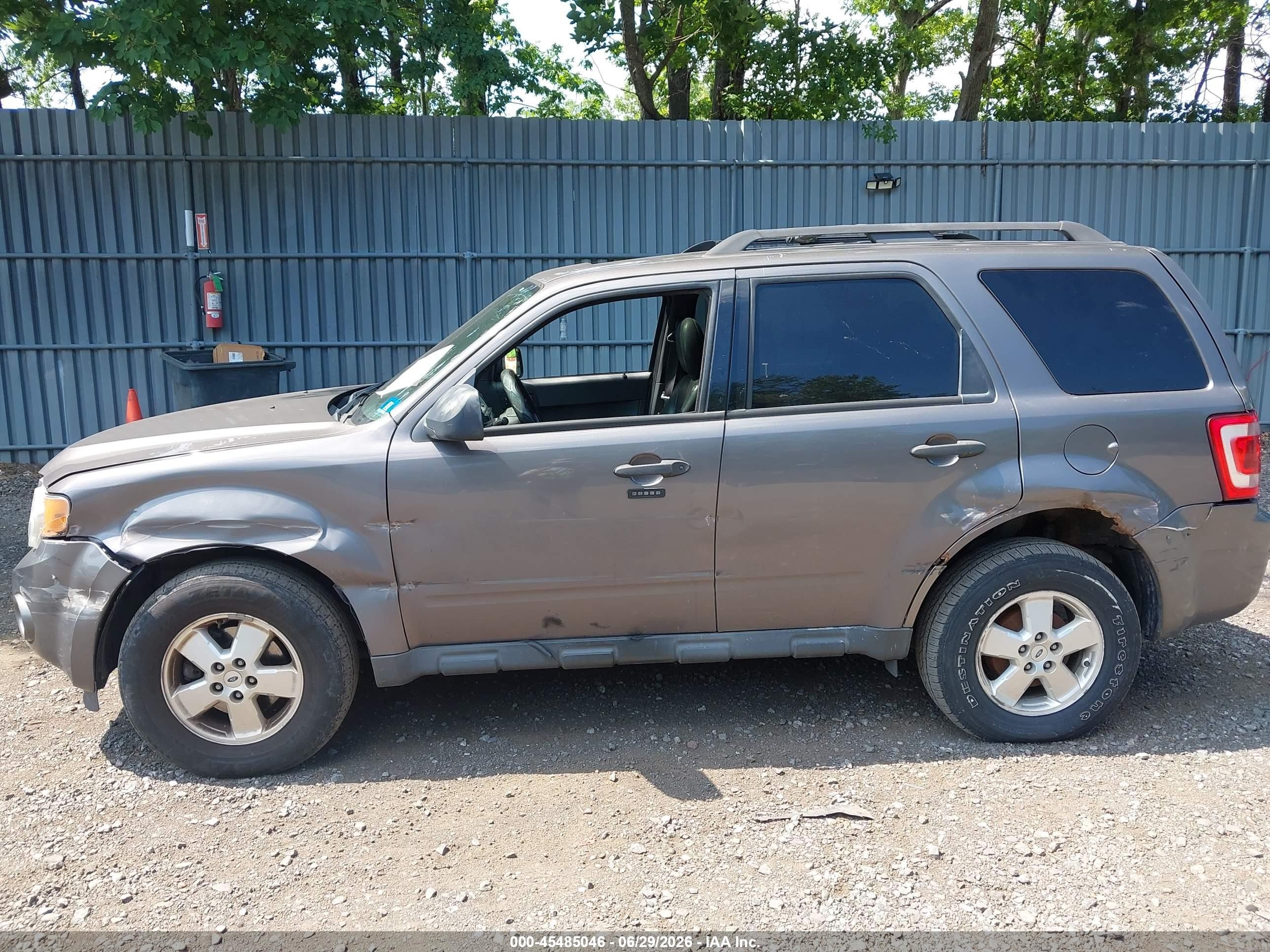 2012 Ford Escape Xlt Gray vin: 1FMCU9D76CKB61244