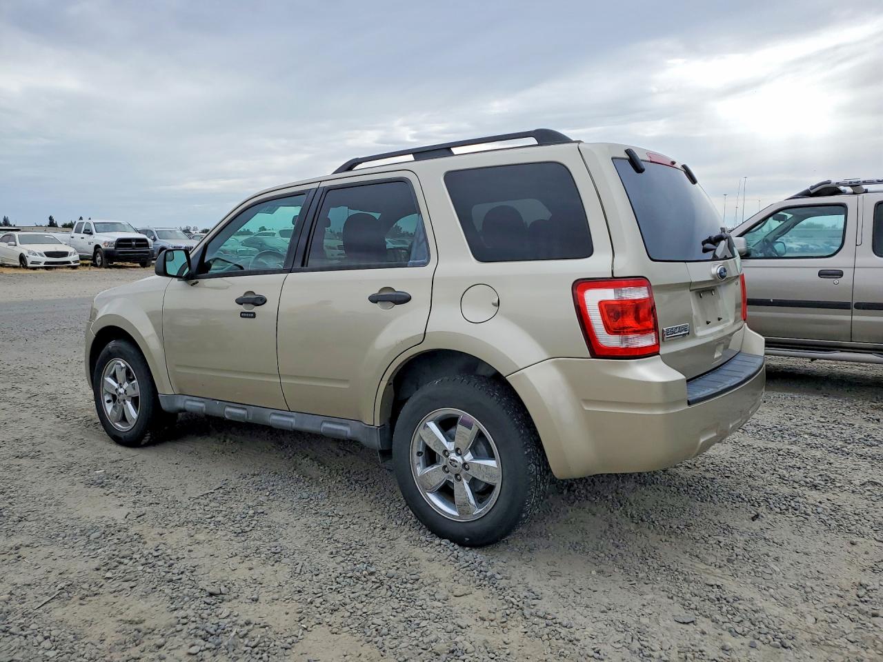 2012 Ford Escape Xlt Желто-коричневый vin: 1FMCU9D76CKC46083