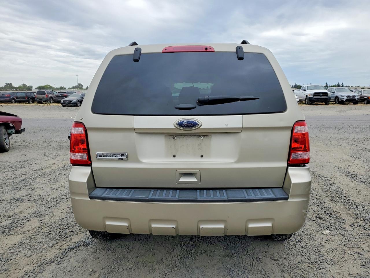 2012 Ford Escape Xlt Желто-коричневый vin: 1FMCU9D76CKC46083