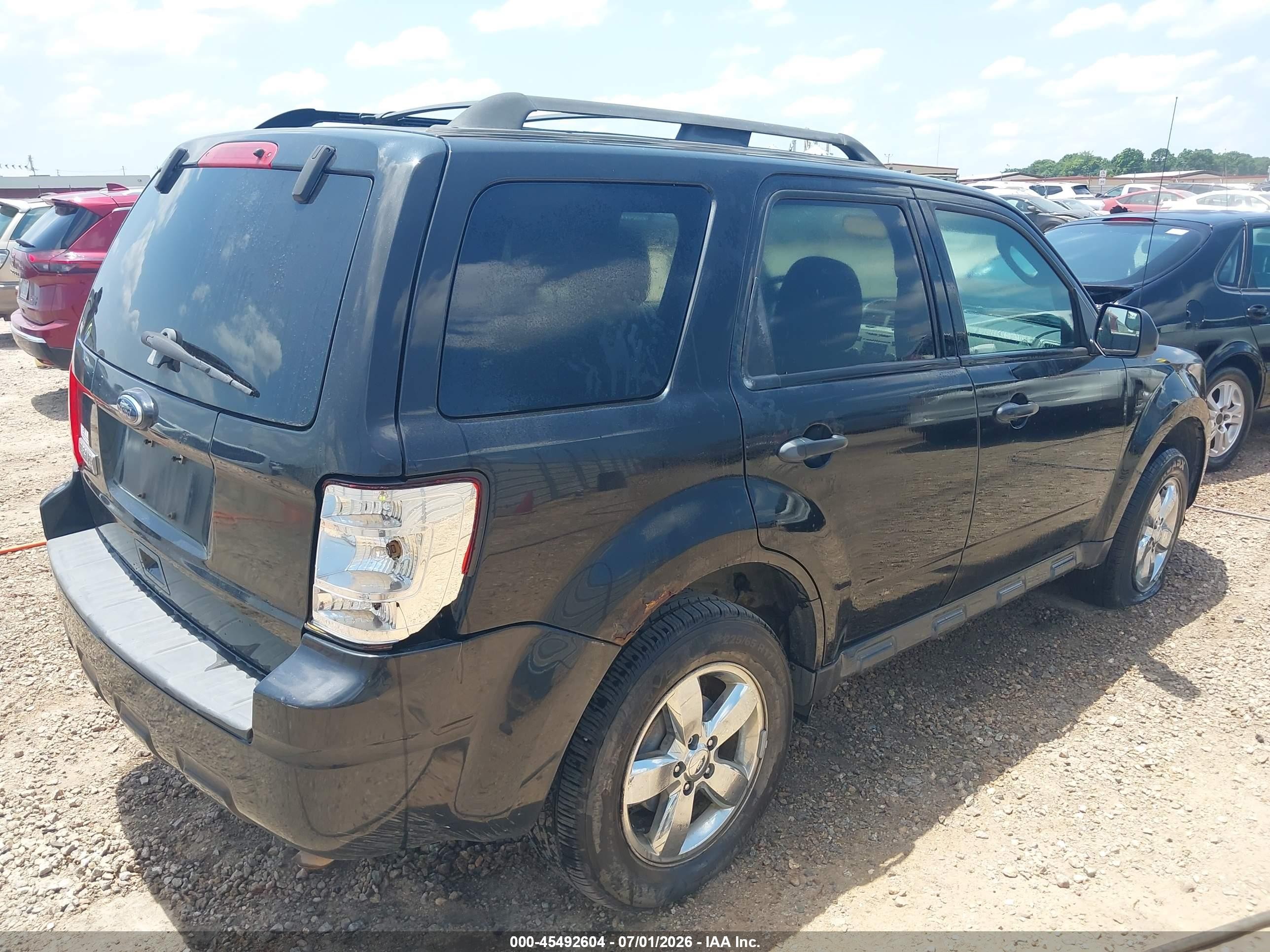 2011 Ford Escape Xlt Black vin: 1FMCU9D77BKA44271