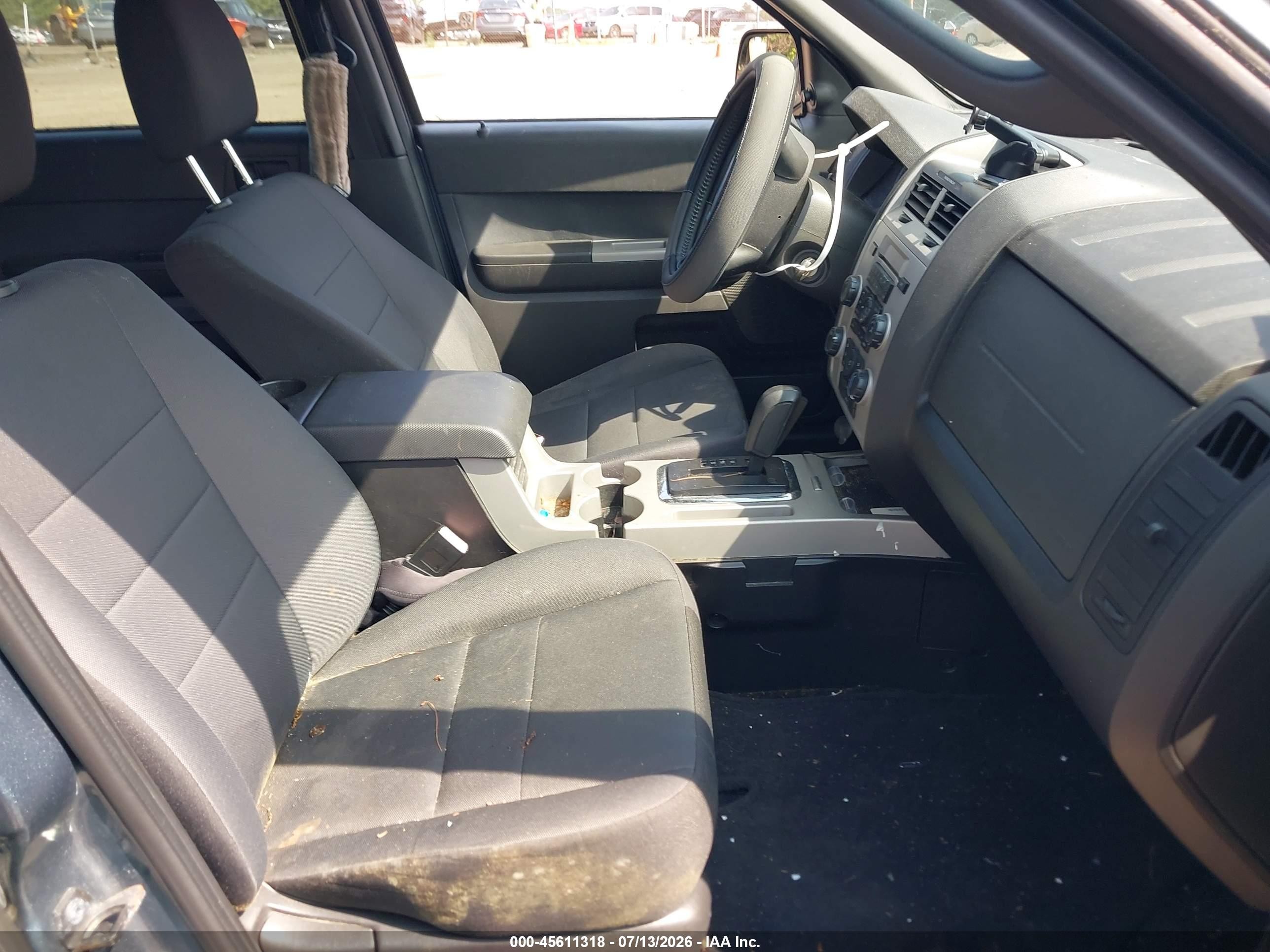 2011 Ford Escape Xlt Синий vin: 1FMCU9D77BKB08406