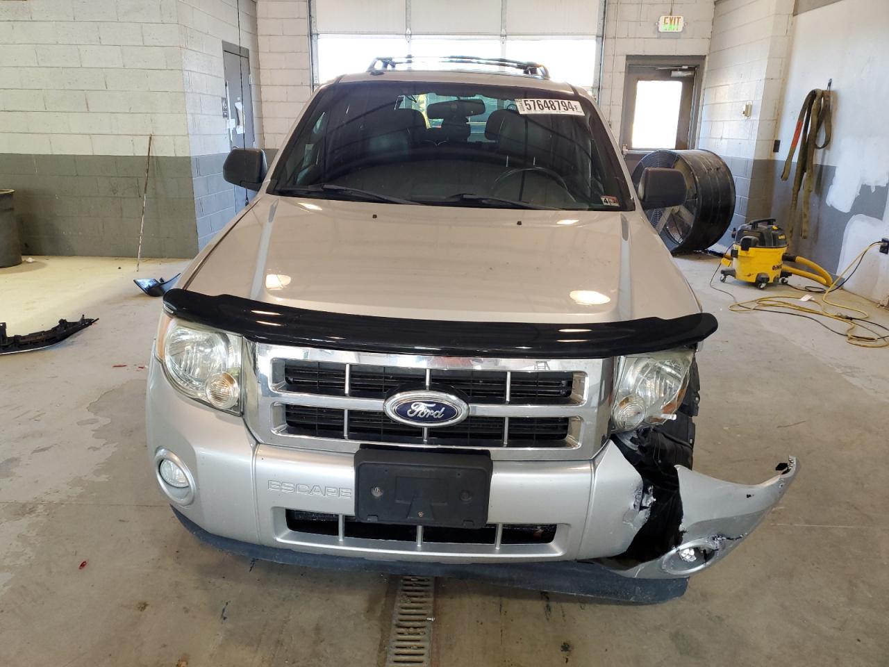 2011 Ford Escape Xlt Silver vin: 1FMCU9D77BKC36421