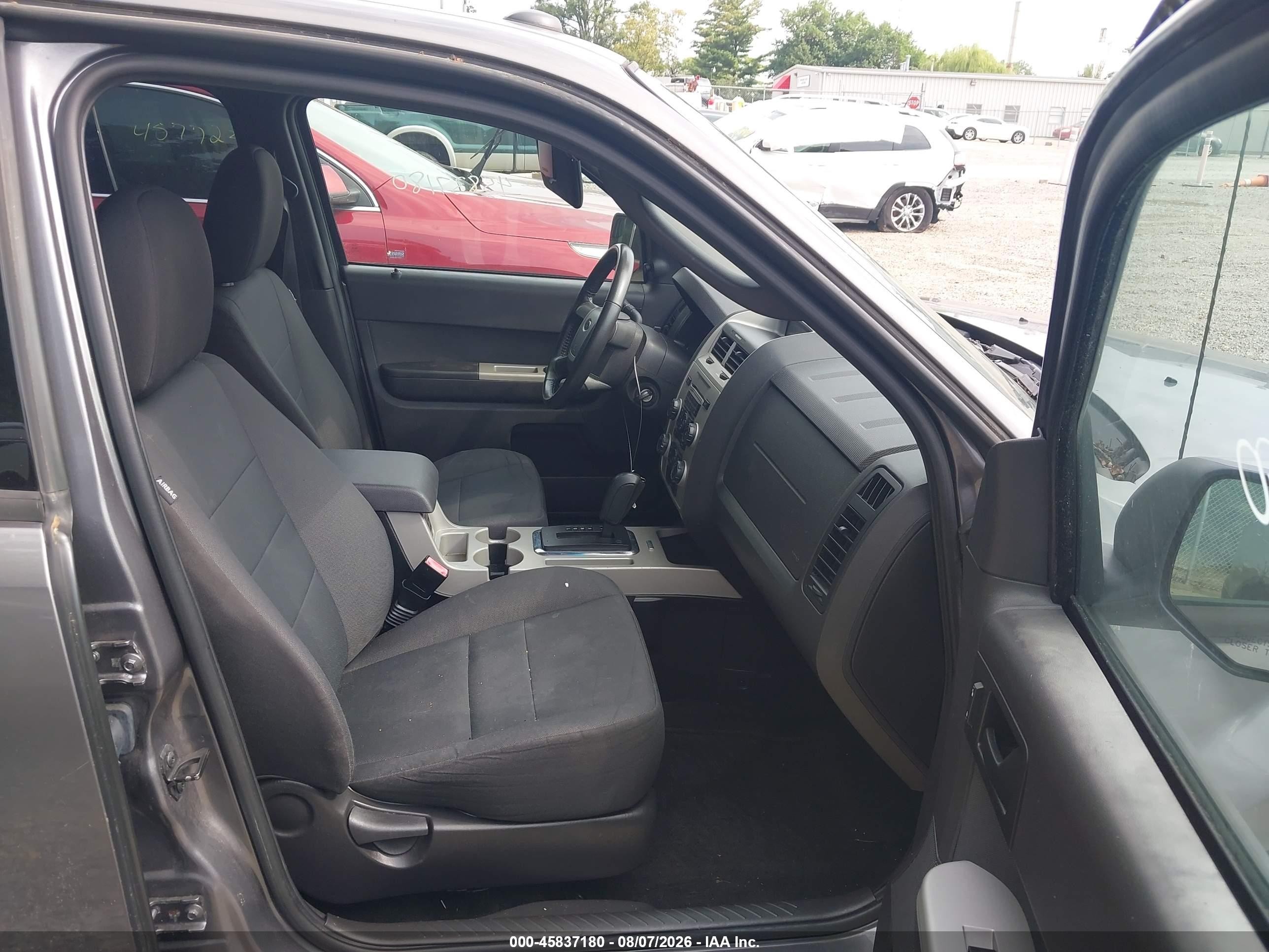 2012 Ford Escape Xlt Gray vin: 1FMCU9D77CKB40158