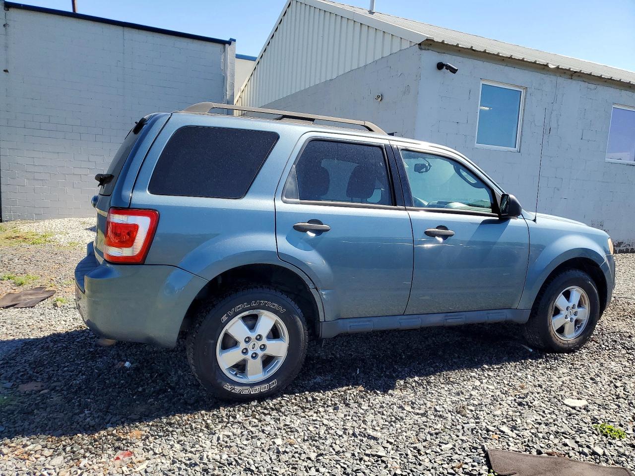 2010 Ford Escape Xlt Blue vin: 1FMCU9D78AKC46681