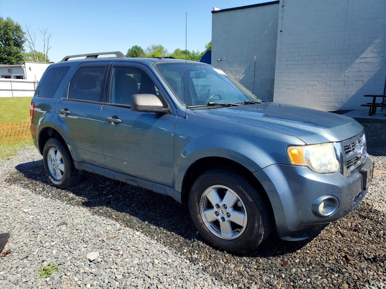 2010 Ford Escape Xlt Blue vin: 1FMCU9D78AKC46681