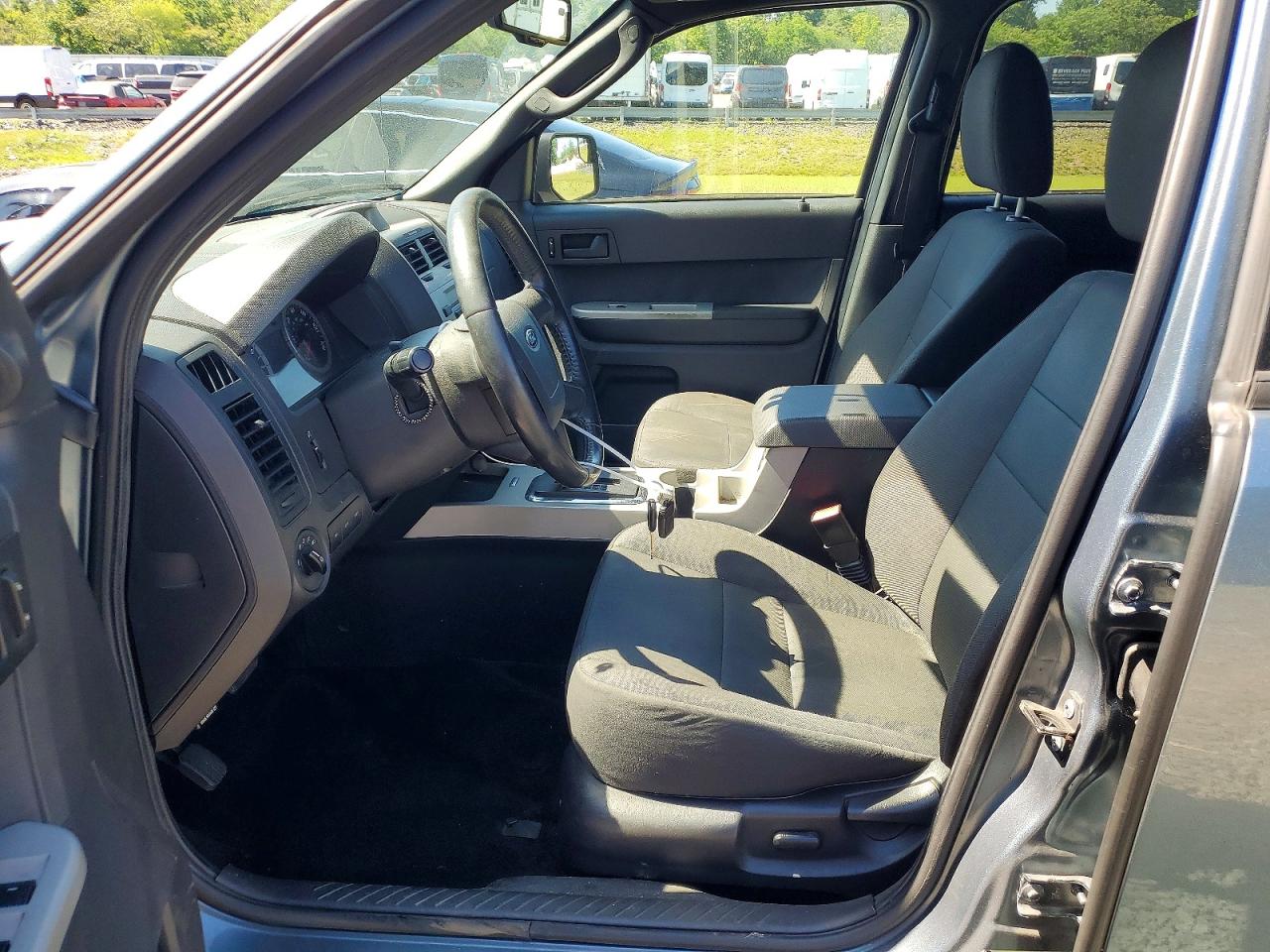 2010 Ford Escape Xlt Blue vin: 1FMCU9D78AKC46681