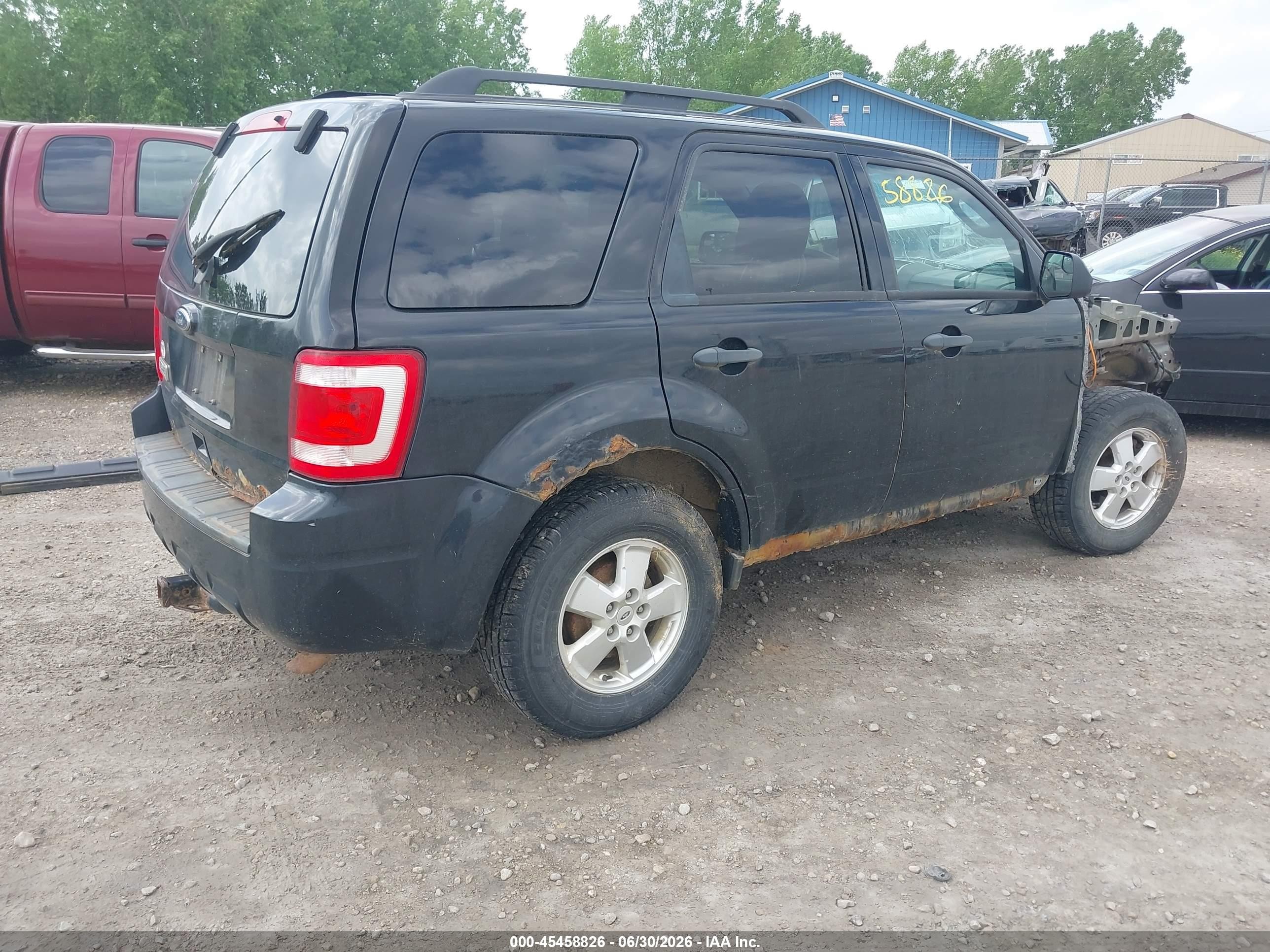 2011 Ford Escape Xlt Черный vin: 1FMCU9D78BKA26118