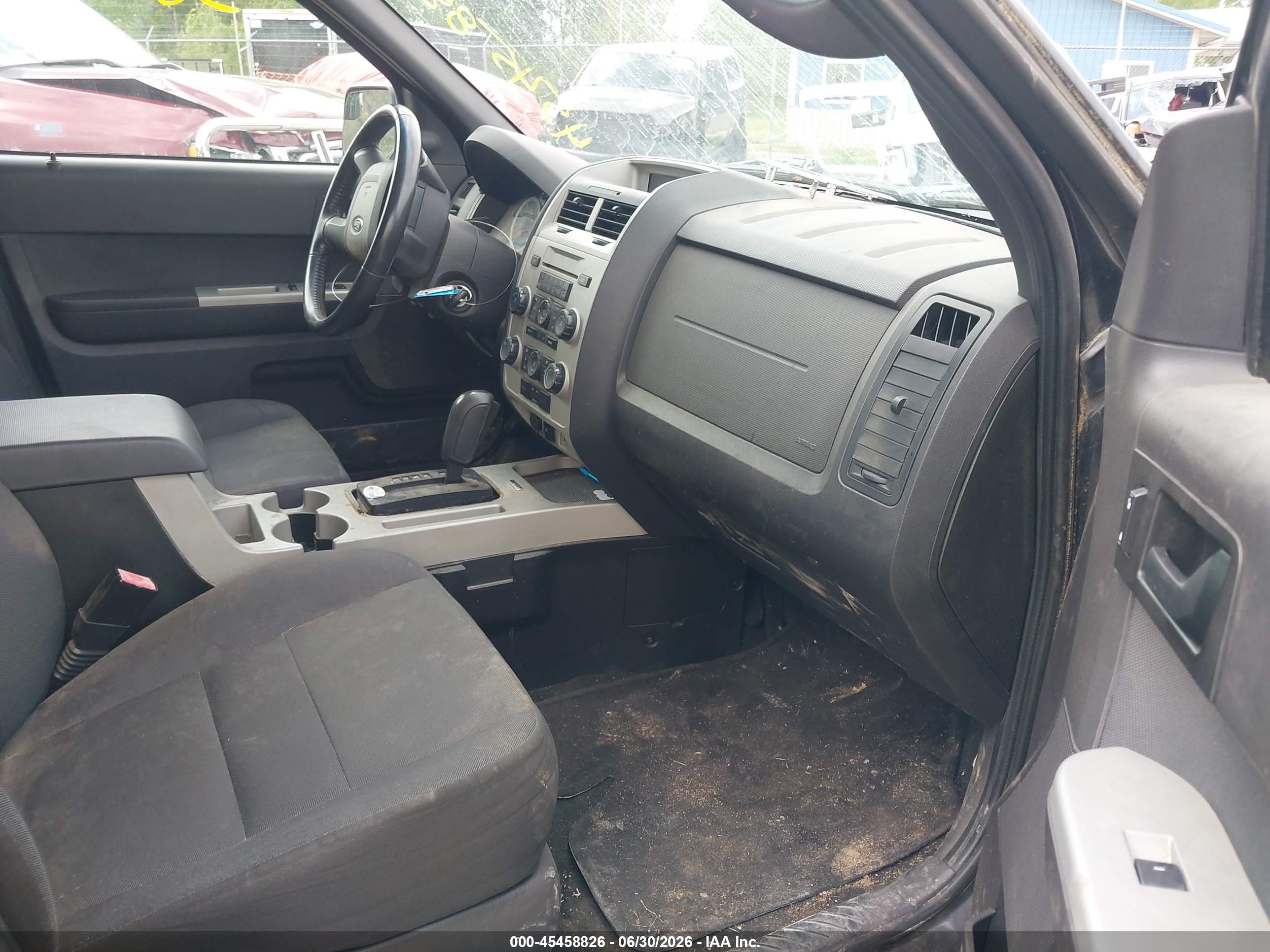2011 Ford Escape Xlt Черный vin: 1FMCU9D78BKA26118