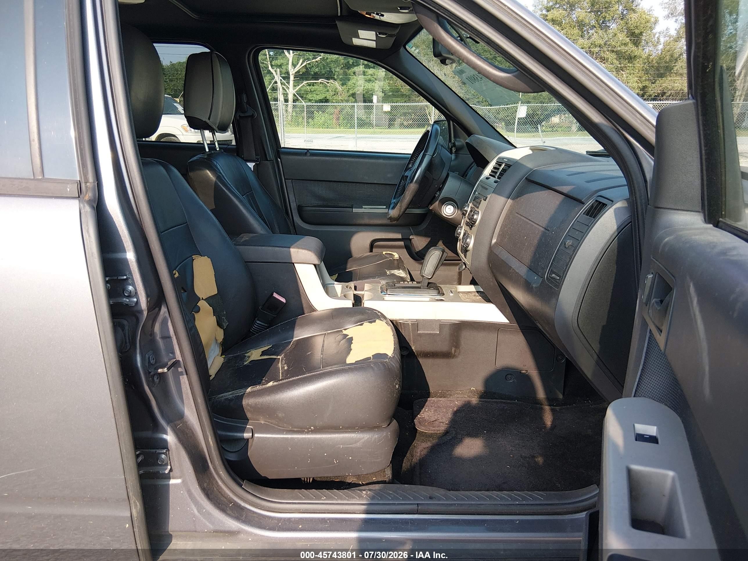 2011 Ford Escape Xlt Серый vin: 1FMCU9D78BKA48345