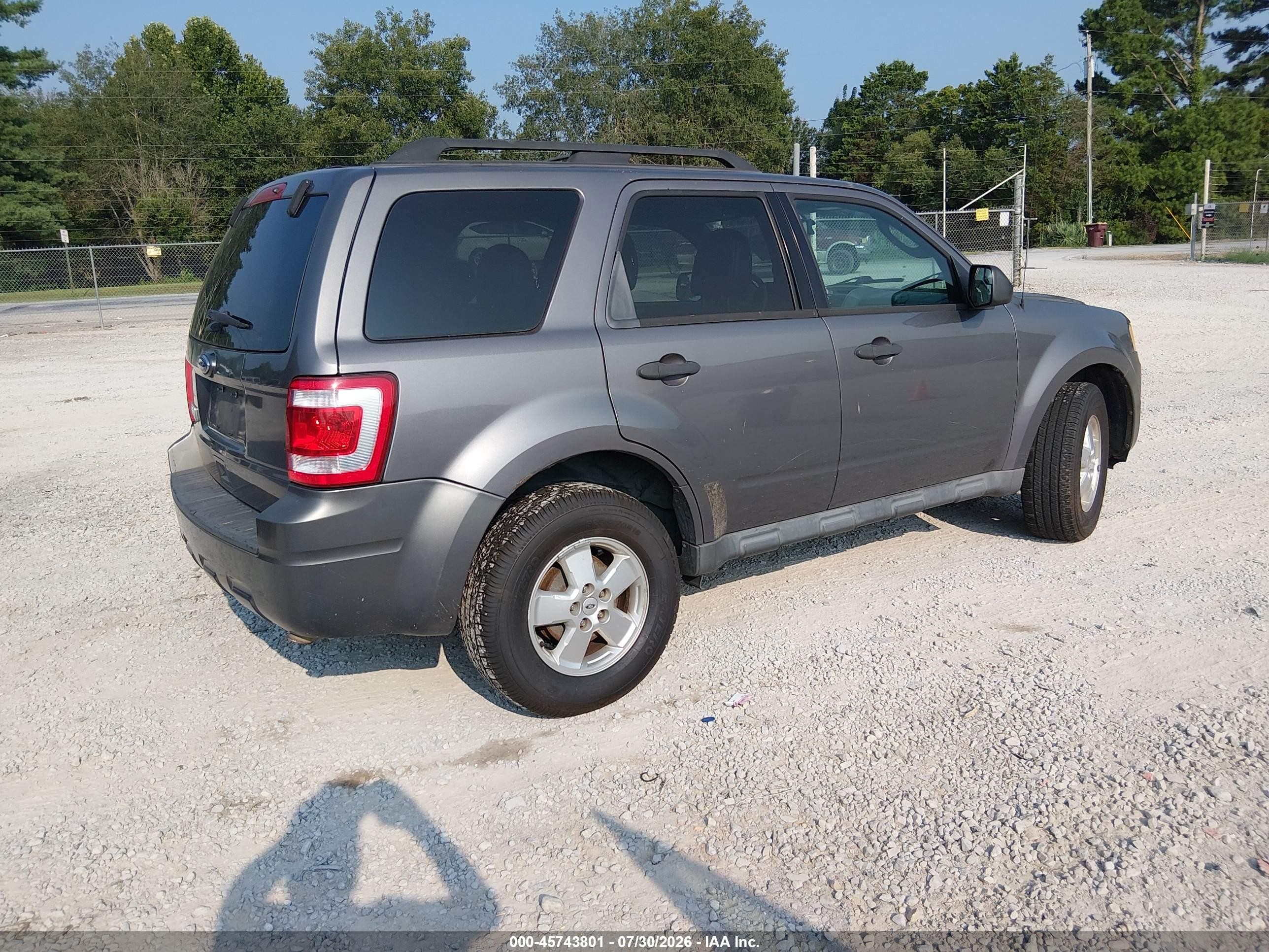 2011 Ford Escape Xlt Серый vin: 1FMCU9D78BKA48345