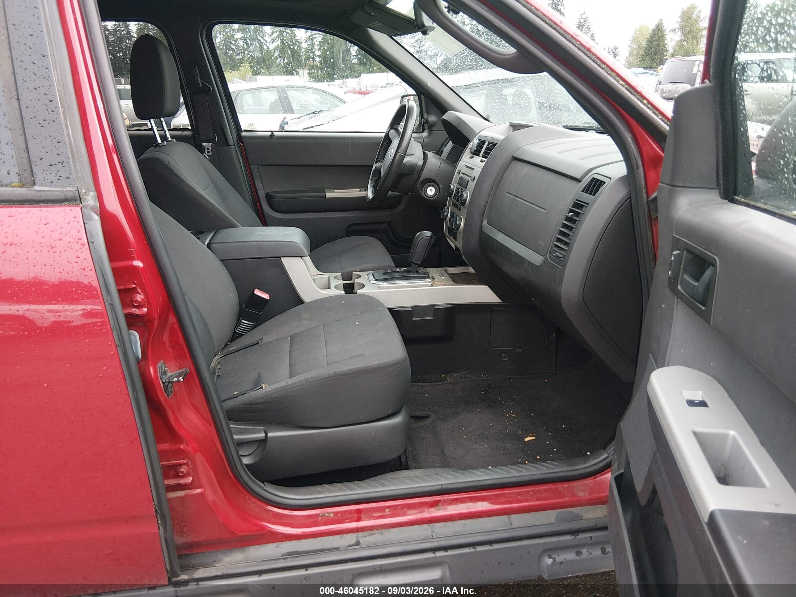2011 Ford Escape Xlt Красный vin: 1FMCU9D78BKA74878