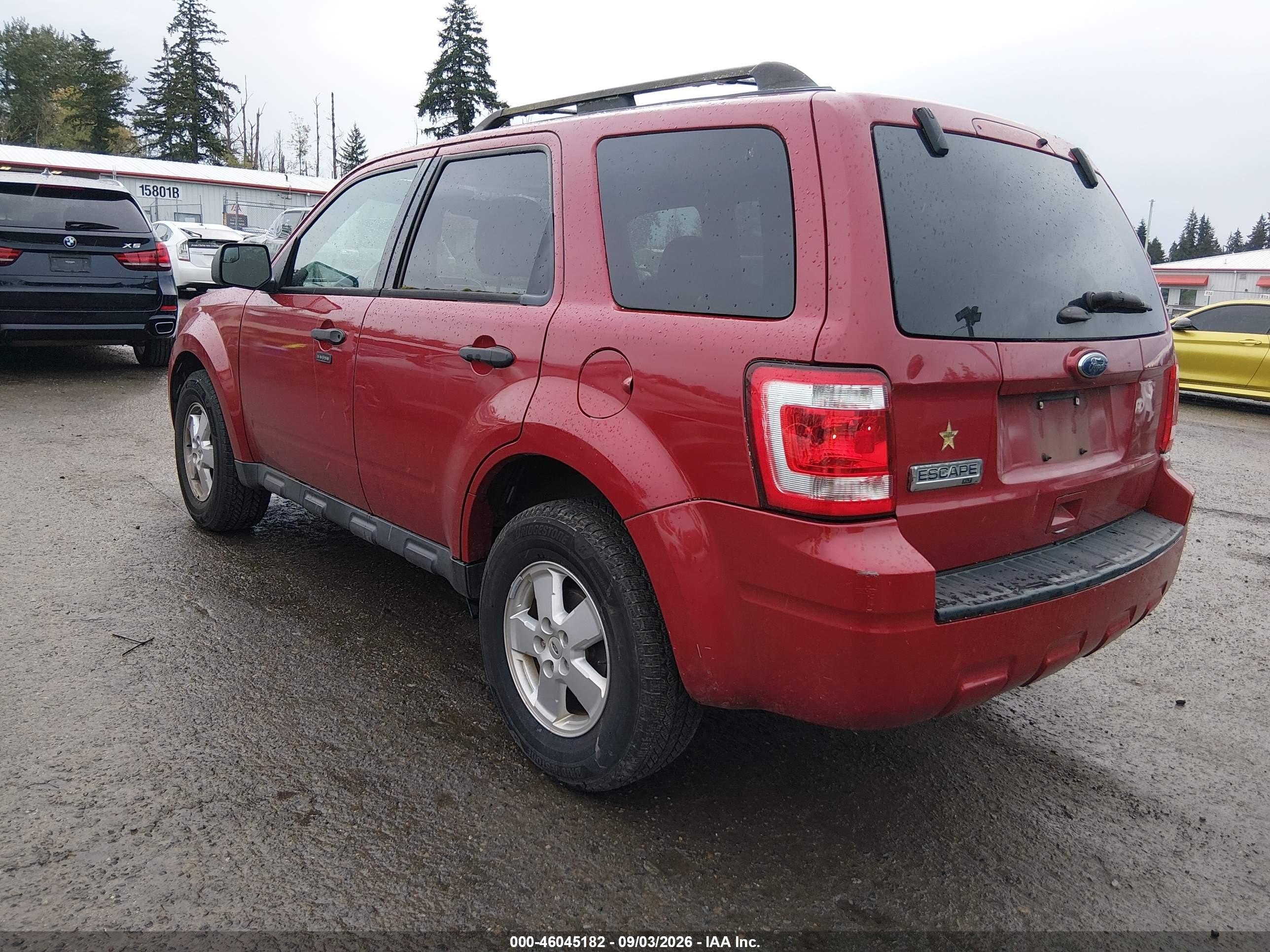2011 Ford Escape Xlt Красный vin: 1FMCU9D78BKA74878
