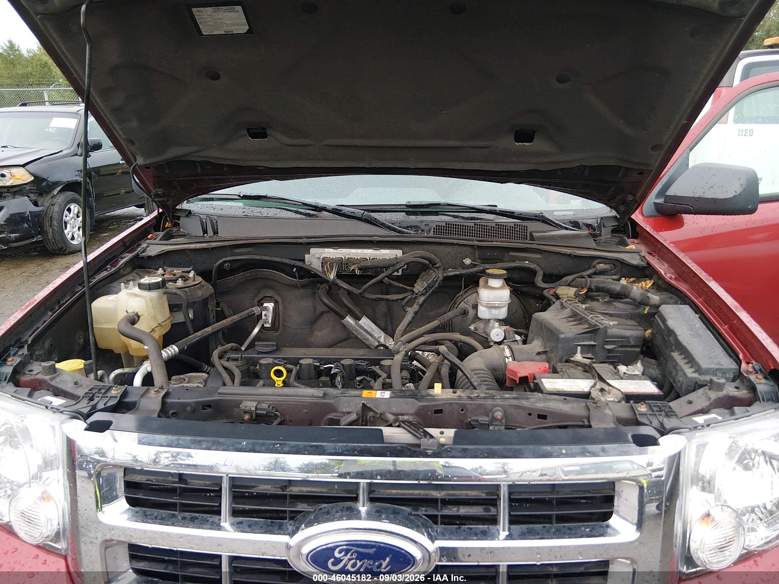 2011 Ford Escape Xlt Красный vin: 1FMCU9D78BKA74878