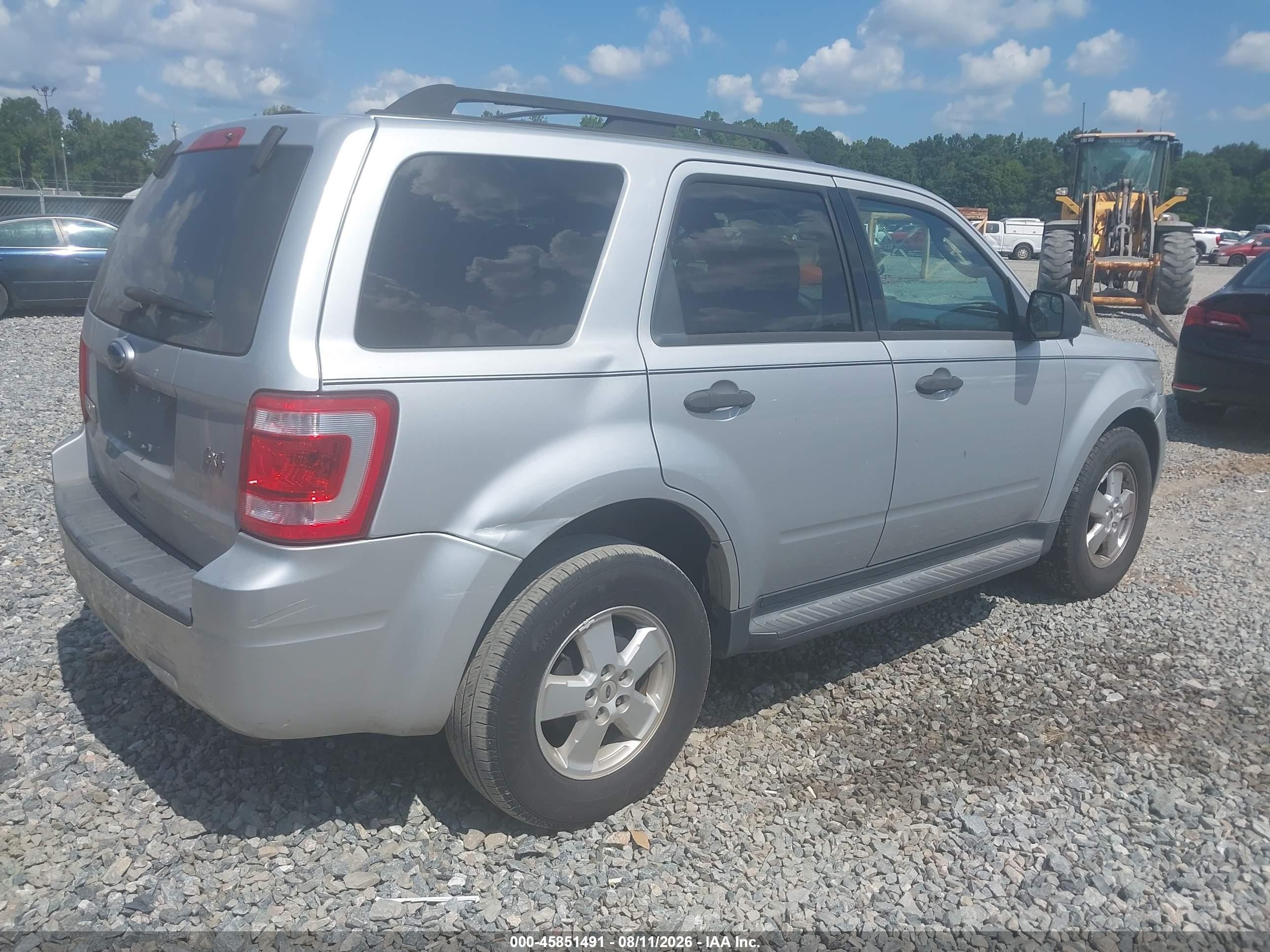 2011 Ford Escape Xlt Серебряный vin: 1FMCU9D78BKB43214