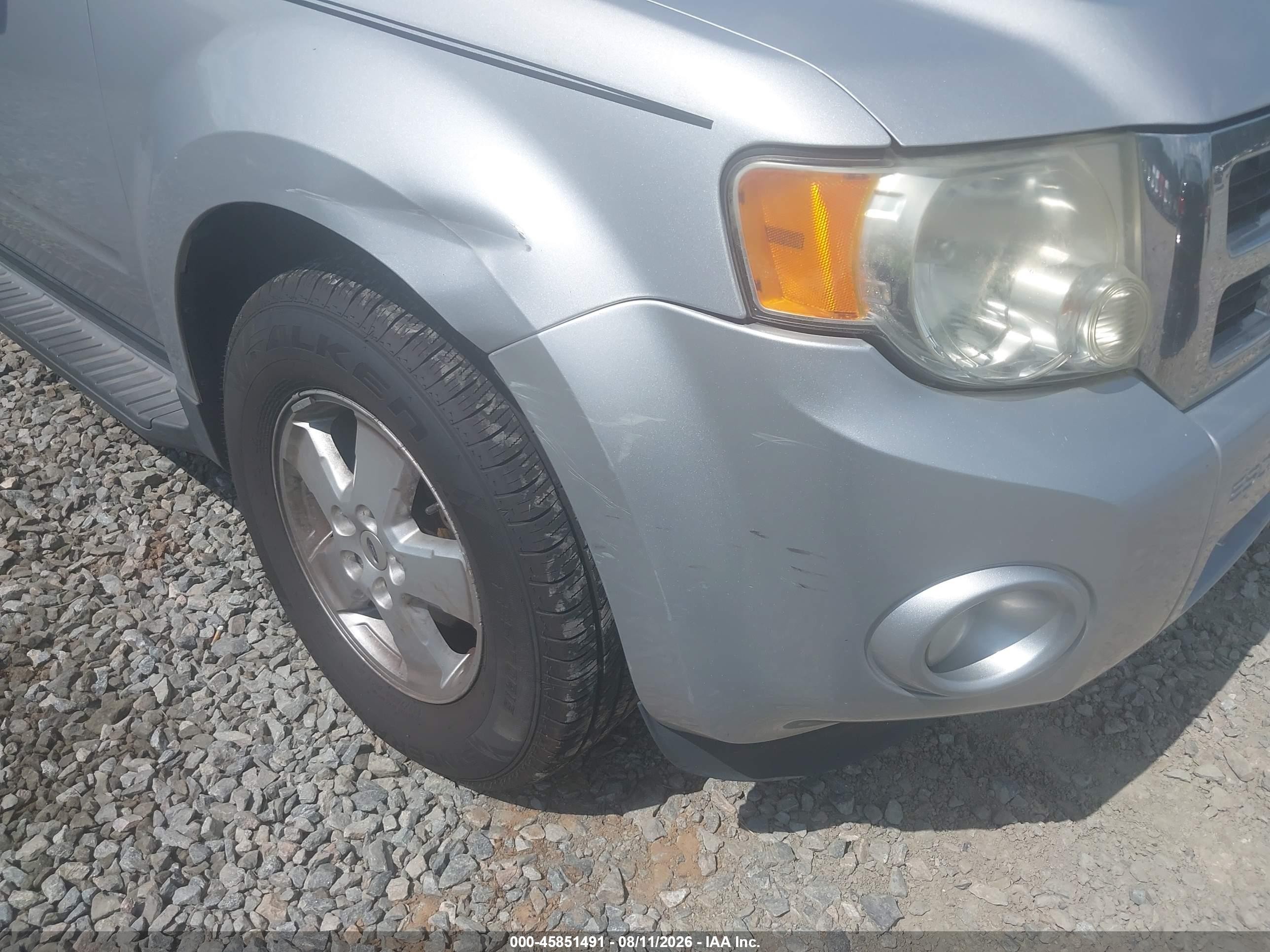 2011 Ford Escape Xlt Серебряный vin: 1FMCU9D78BKB43214