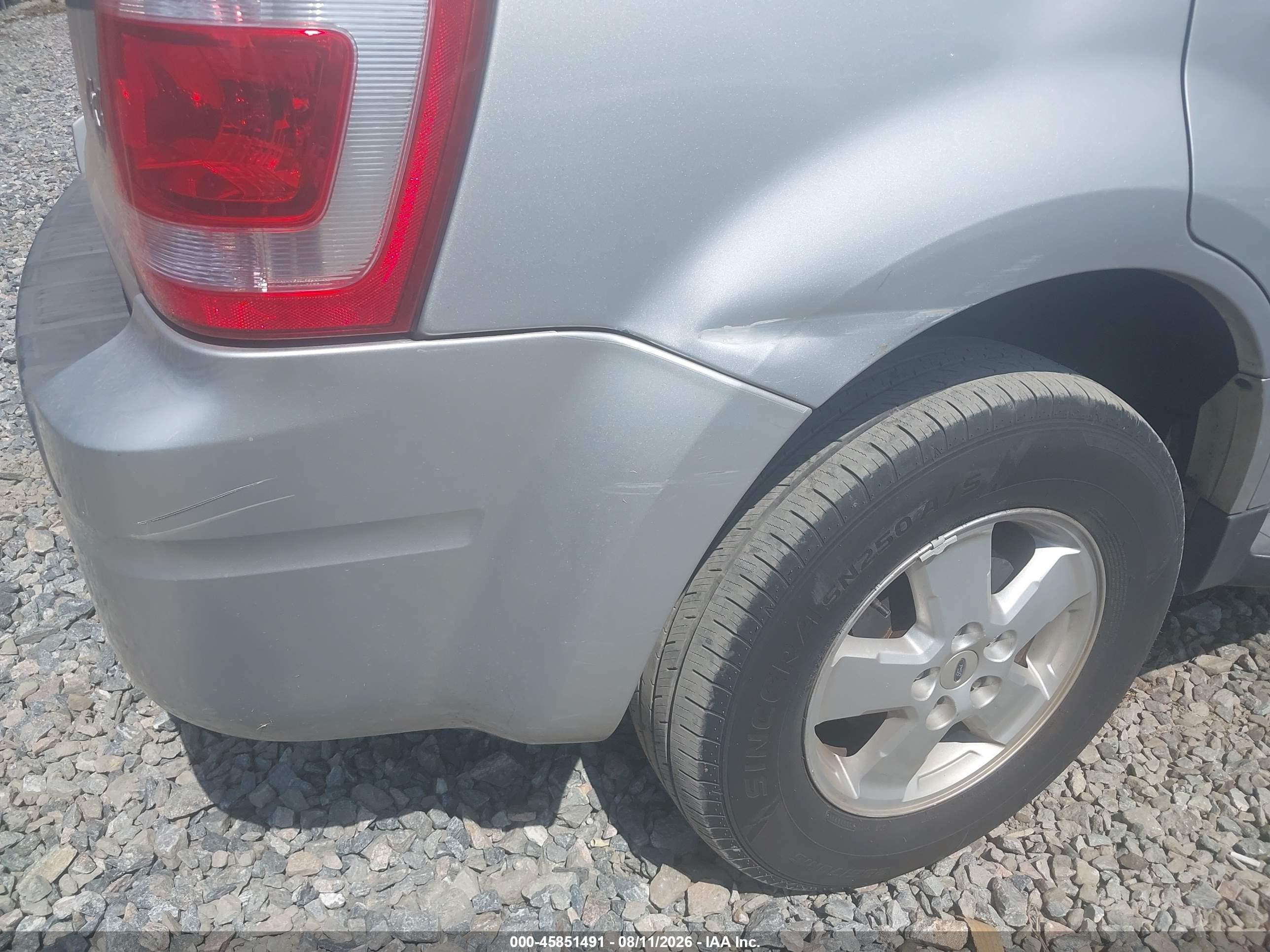 2011 Ford Escape Xlt Серебряный vin: 1FMCU9D78BKB43214