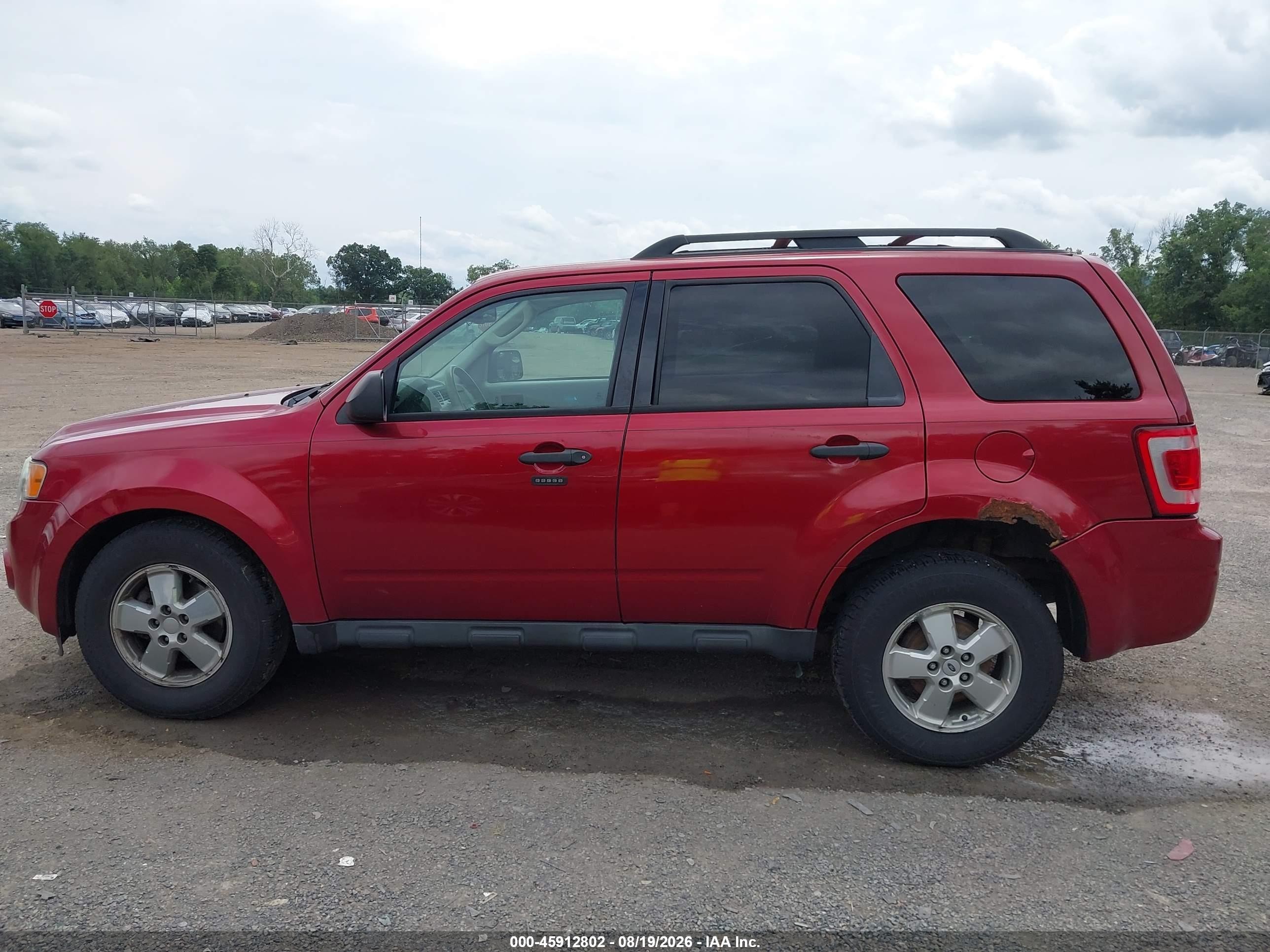 2012 Ford Escape Xlt Maroon vin: 1FMCU9D78CKC24344