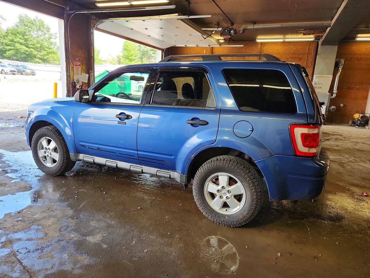 2010 Ford Escape Xlt Blue vin: 1FMCU9D79AKC28495