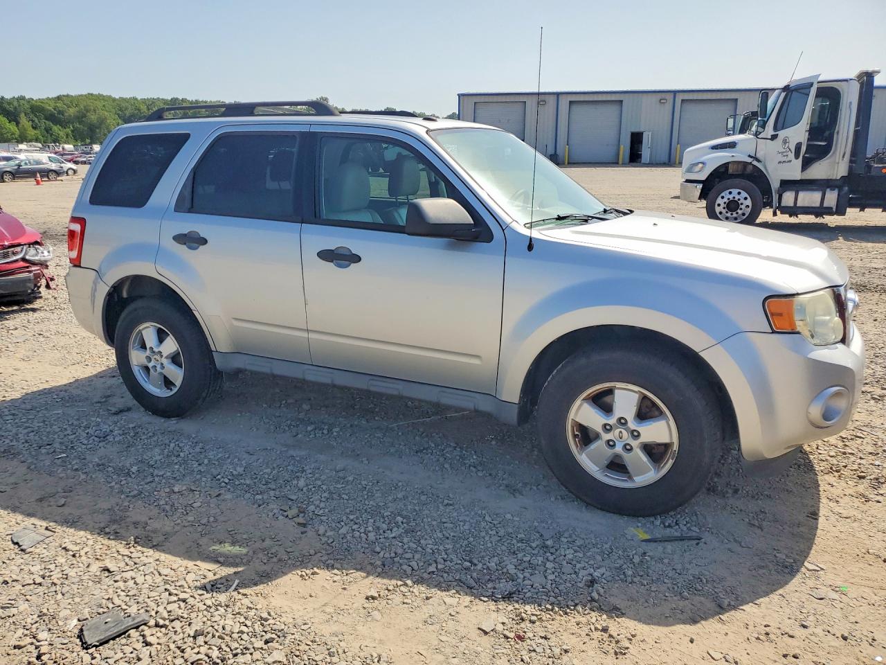 2010 Ford Escape Xlt Silver vin: 1FMCU9D79AKC42204