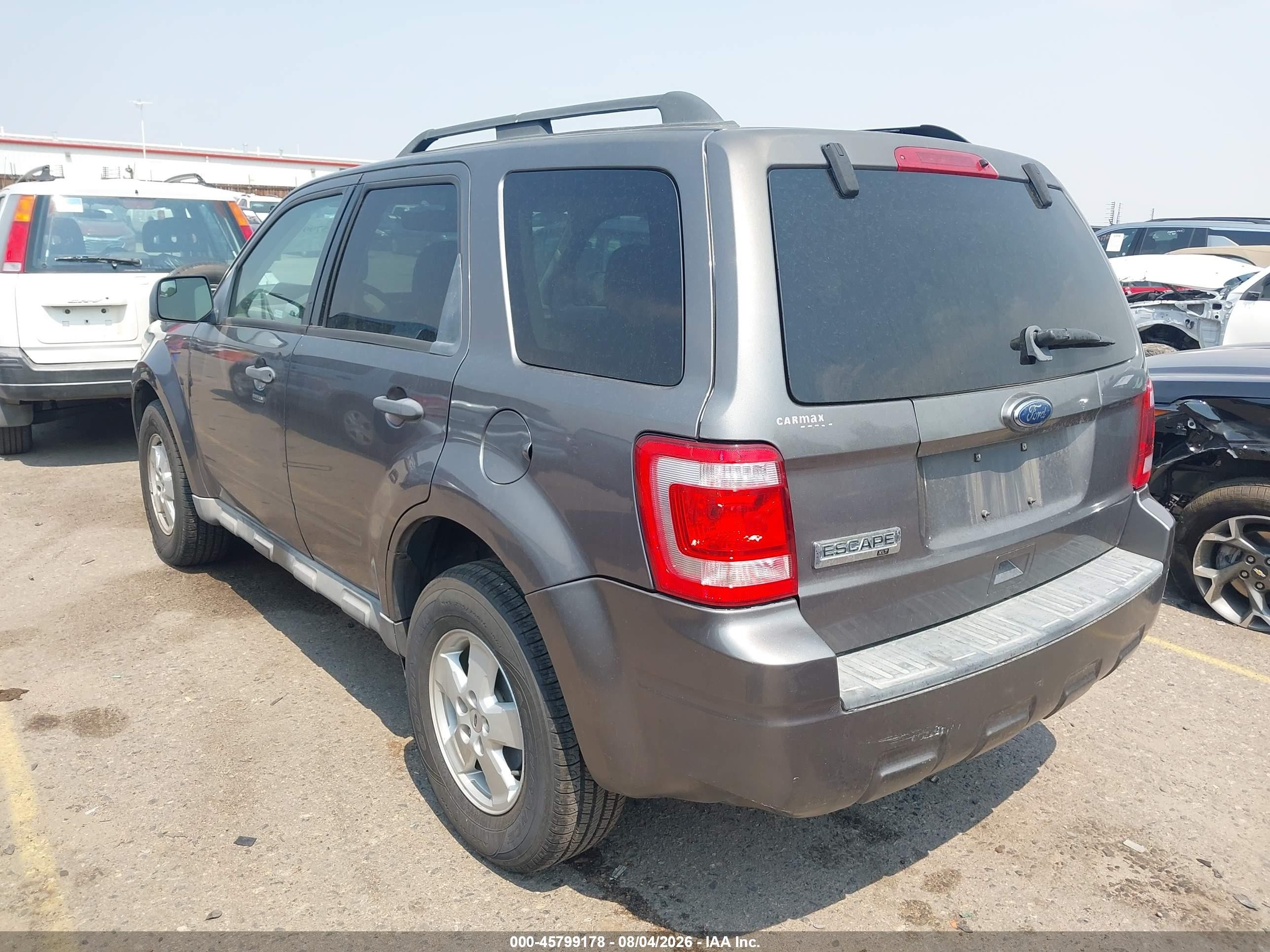 2010 Ford Escape Xlt Gray vin: 1FMCU9D79AKC89488