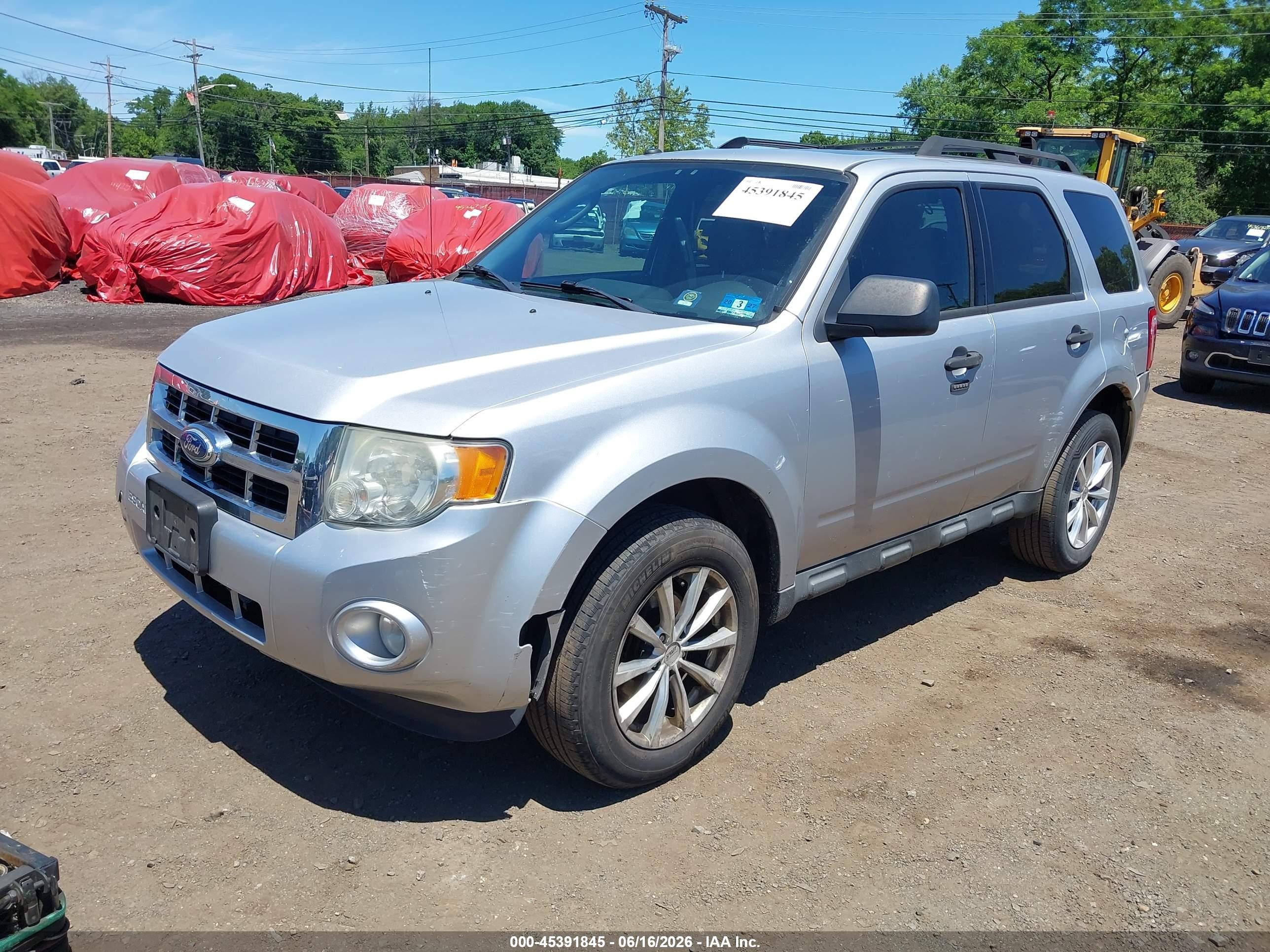 2011 Ford Escape Xlt Silver vin: 1FMCU9D79BKA47771