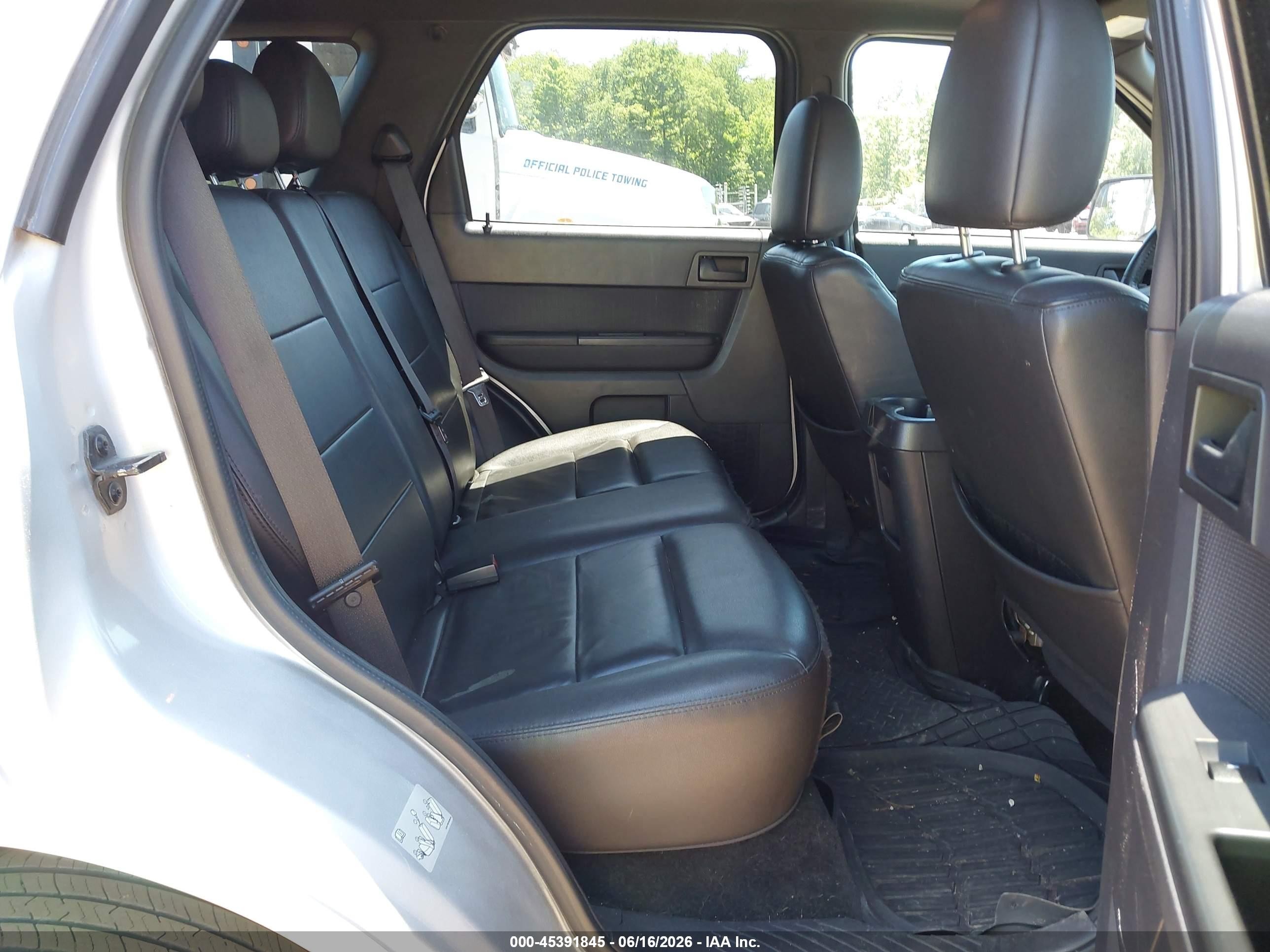 2011 Ford Escape Xlt Silver vin: 1FMCU9D79BKA47771