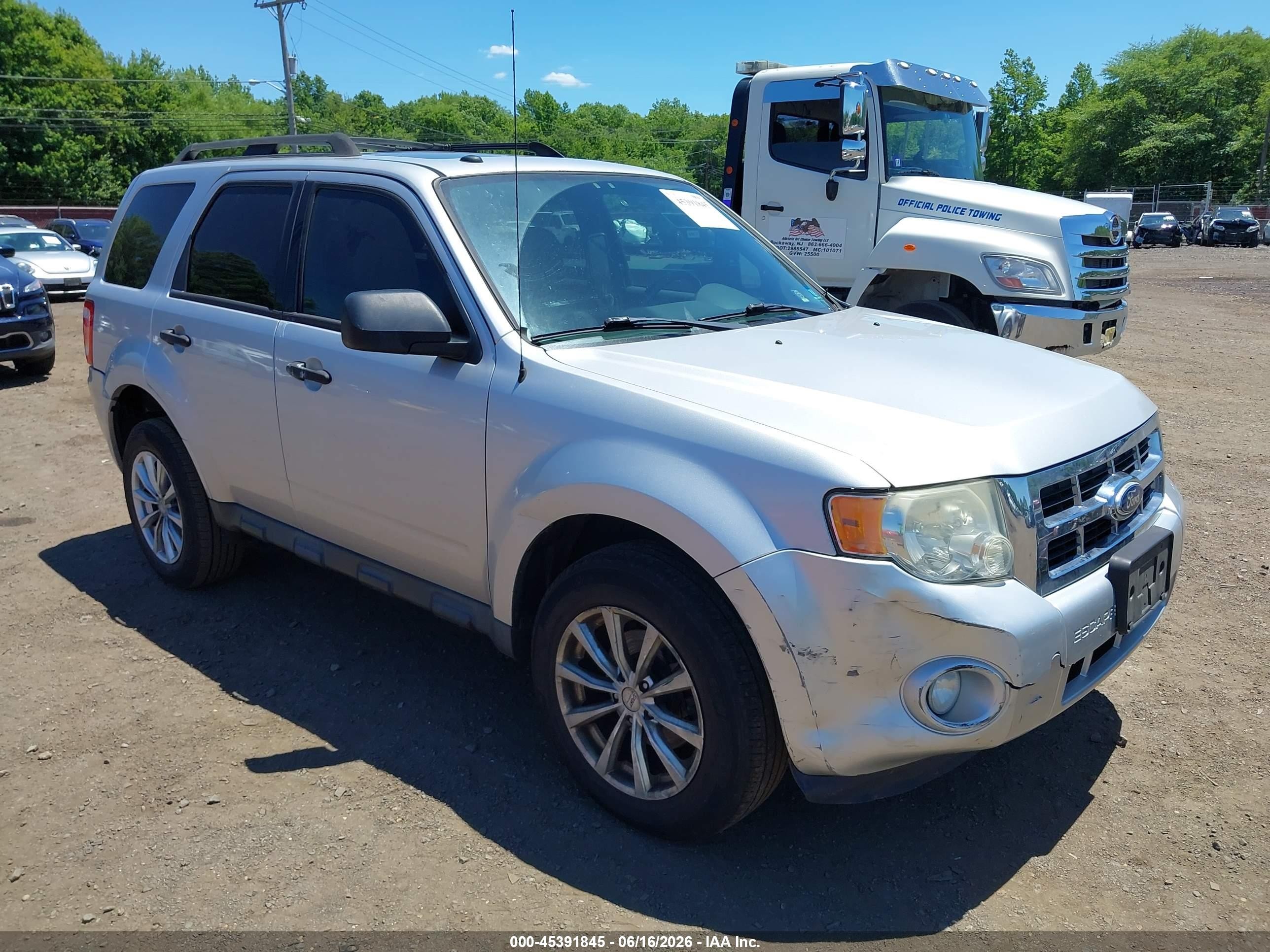 2011 Ford Escape Xlt Silver vin: 1FMCU9D79BKA47771