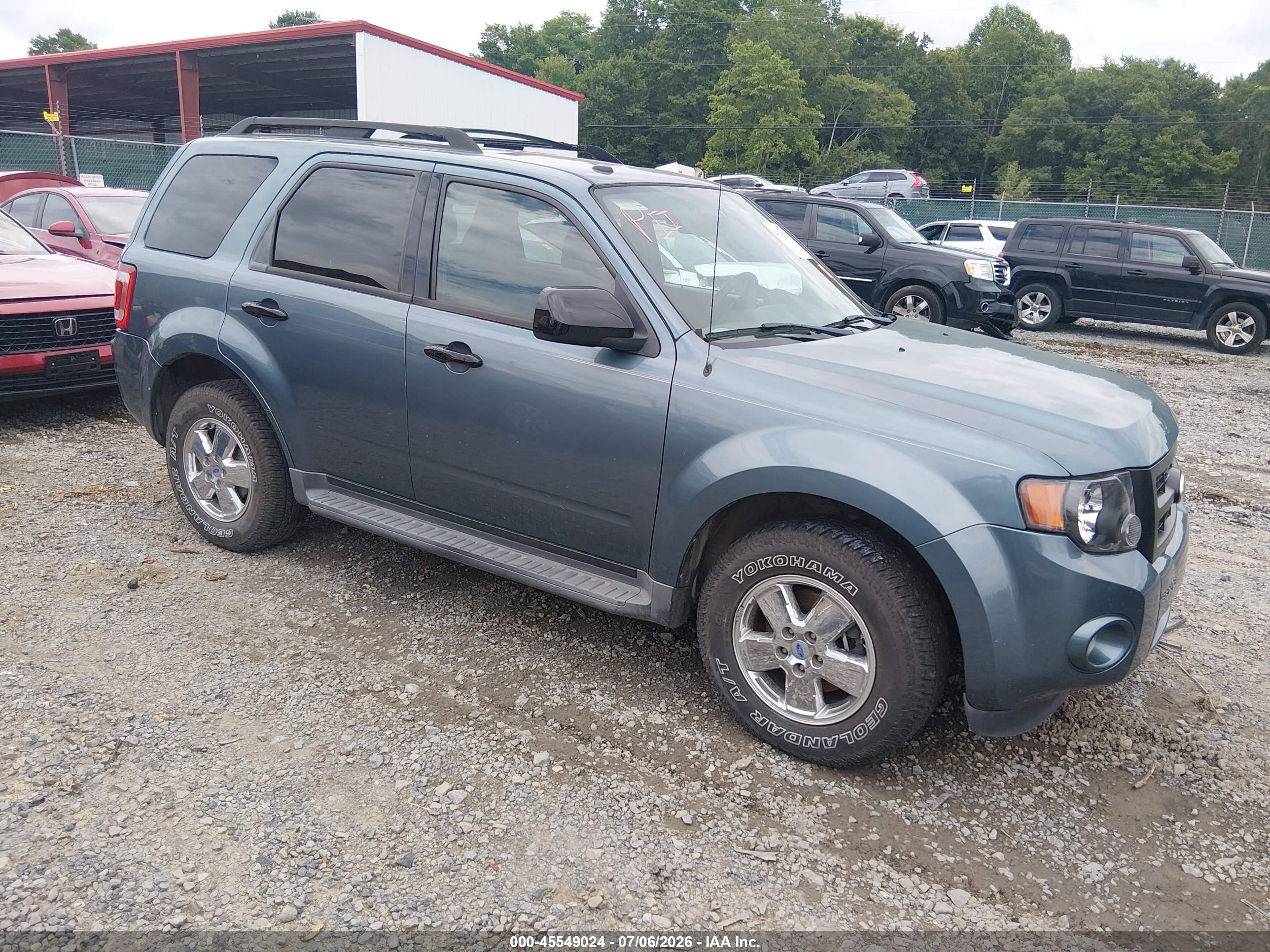 2011 Ford Escape Xlt Blue vin: 1FMCU9D79BKB71636