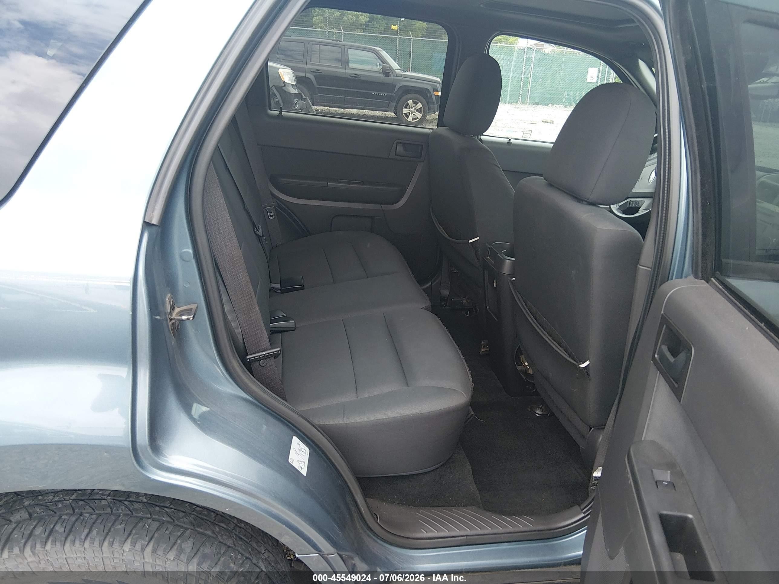 2011 Ford Escape Xlt Blue vin: 1FMCU9D79BKB71636