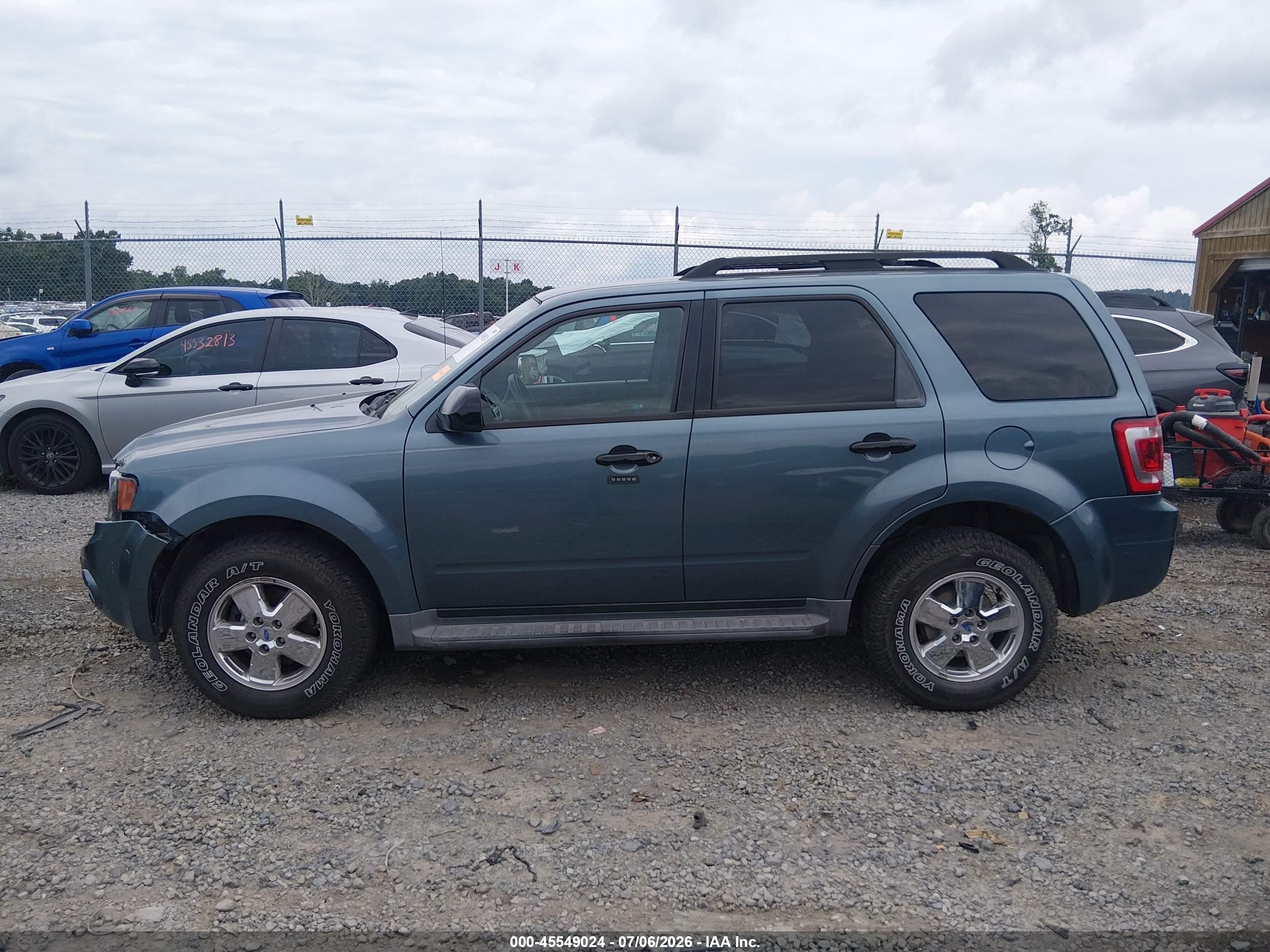 2011 Ford Escape Xlt Blue vin: 1FMCU9D79BKB71636
