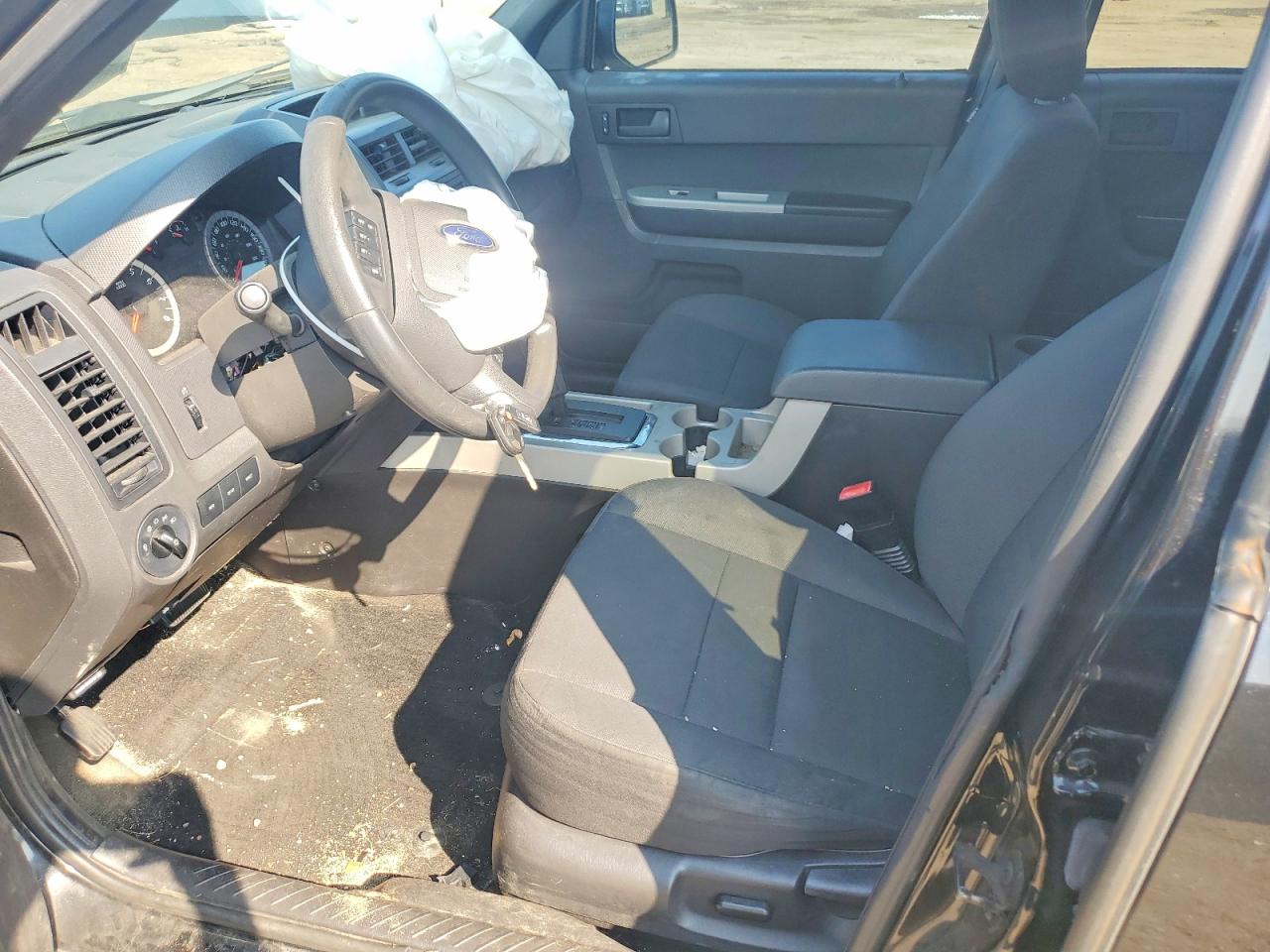 2011 Ford Escape Xlt Black vin: 1FMCU9D79BKC45640