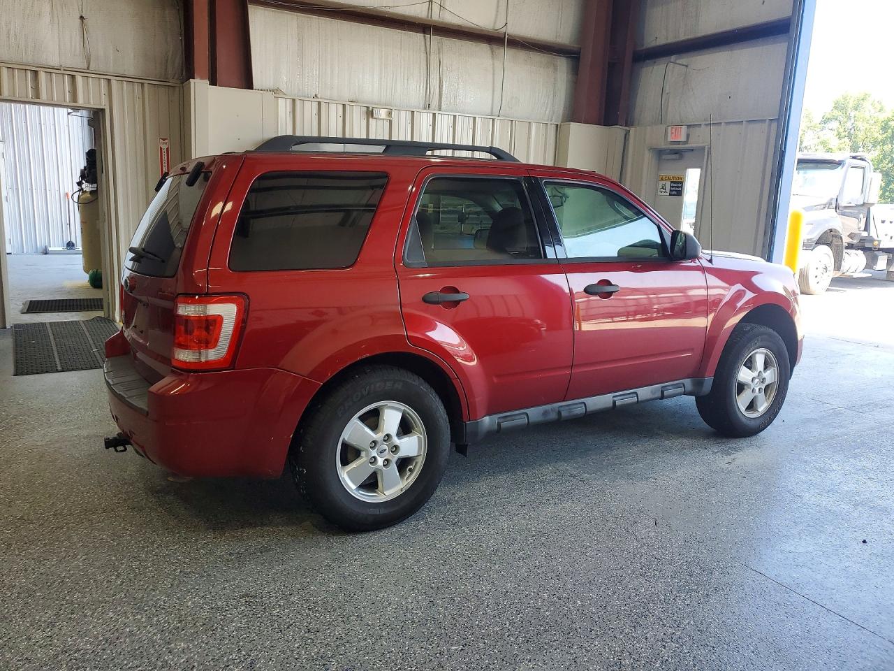 2012 Ford Escape S Burgundy vin: 1FMCU9D79CKB74912