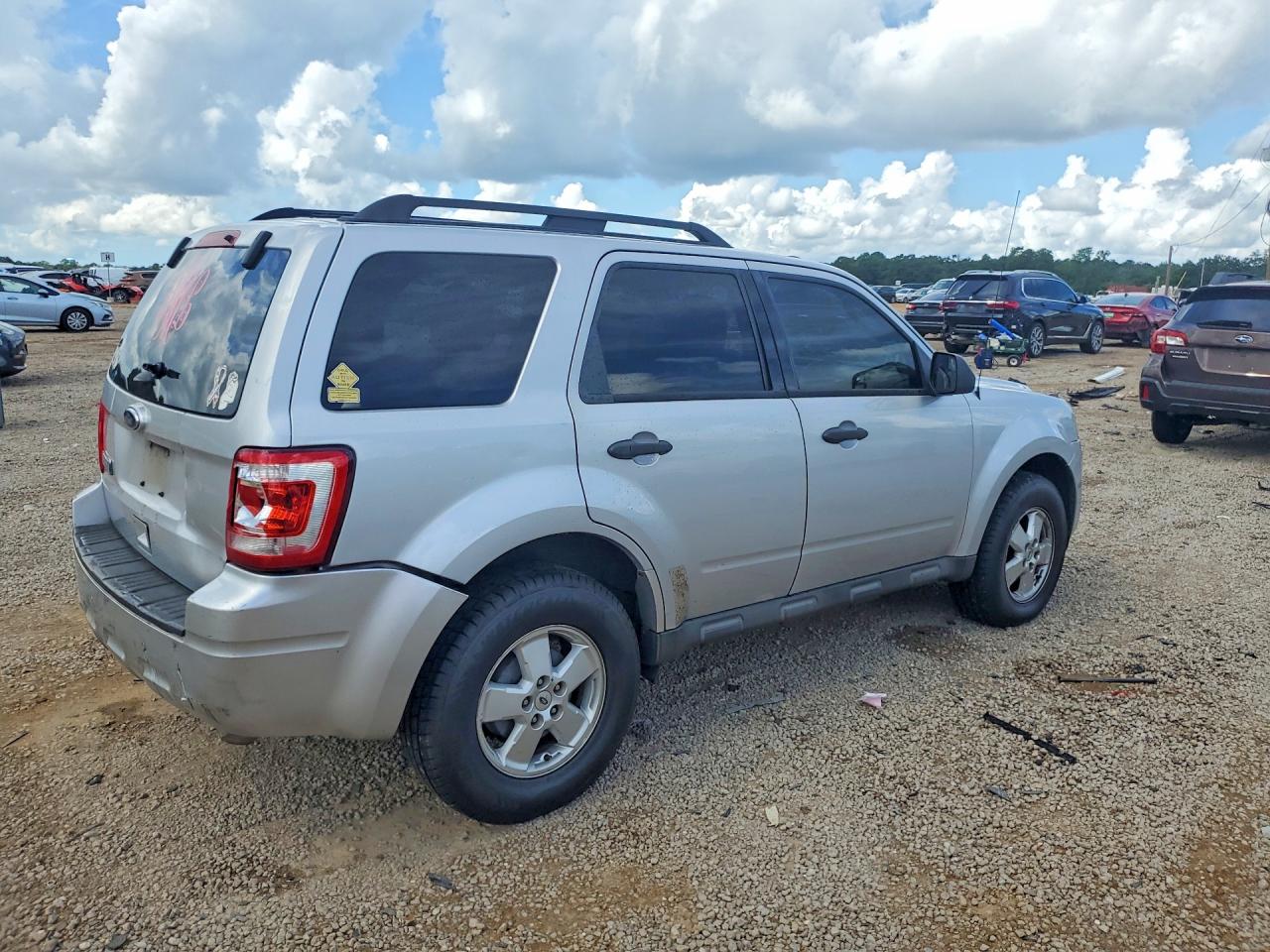 2012 Ford Escape Xlt Silver vin: 1FMCU9D79CKB92858